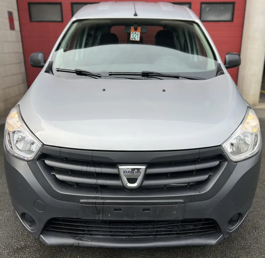 Dacia Dokker 1.6i / 5 PLACES Grijs - 2