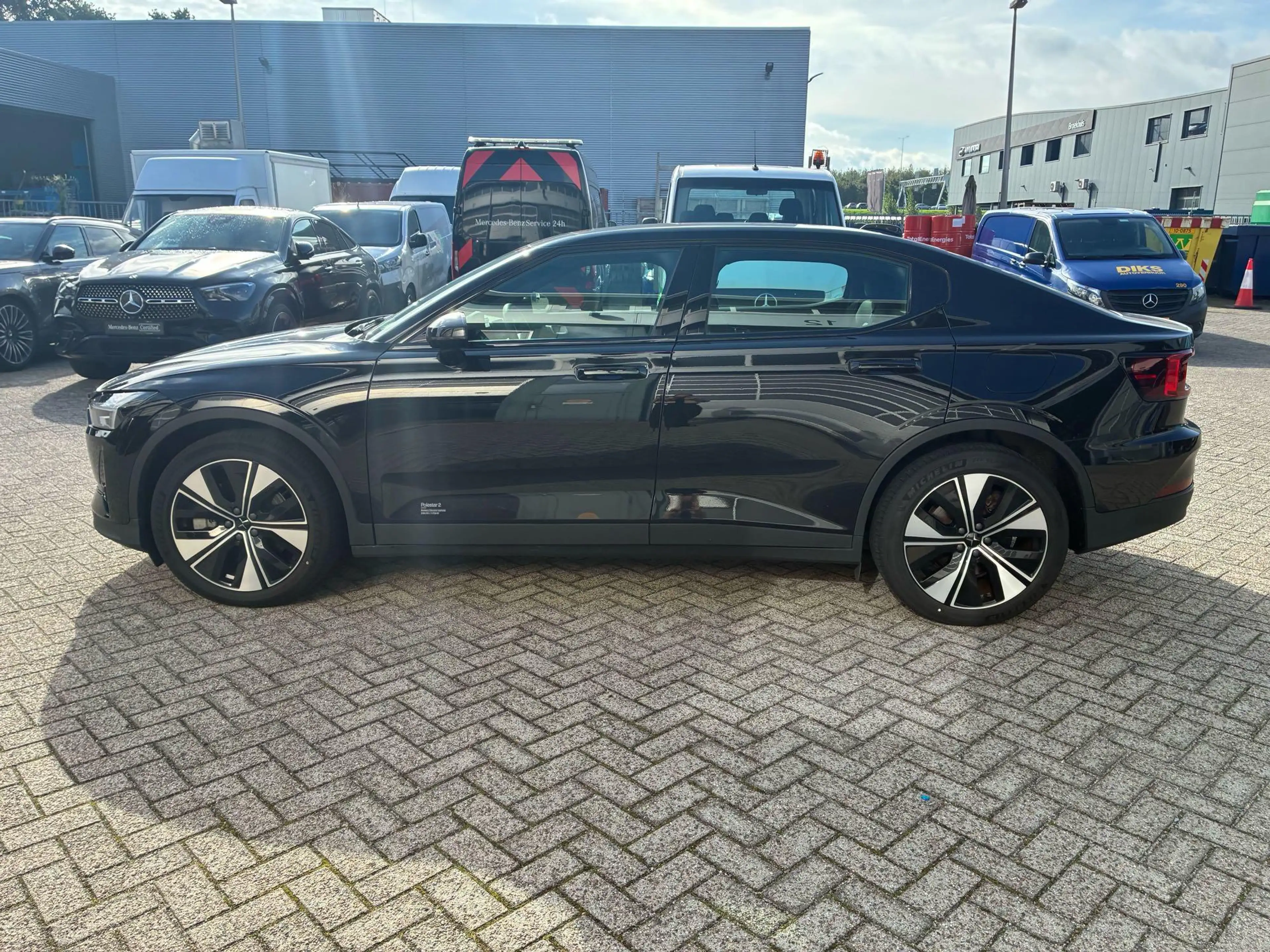 Polestar 2 Standard Range Single Motor 69 kWh — photo 2