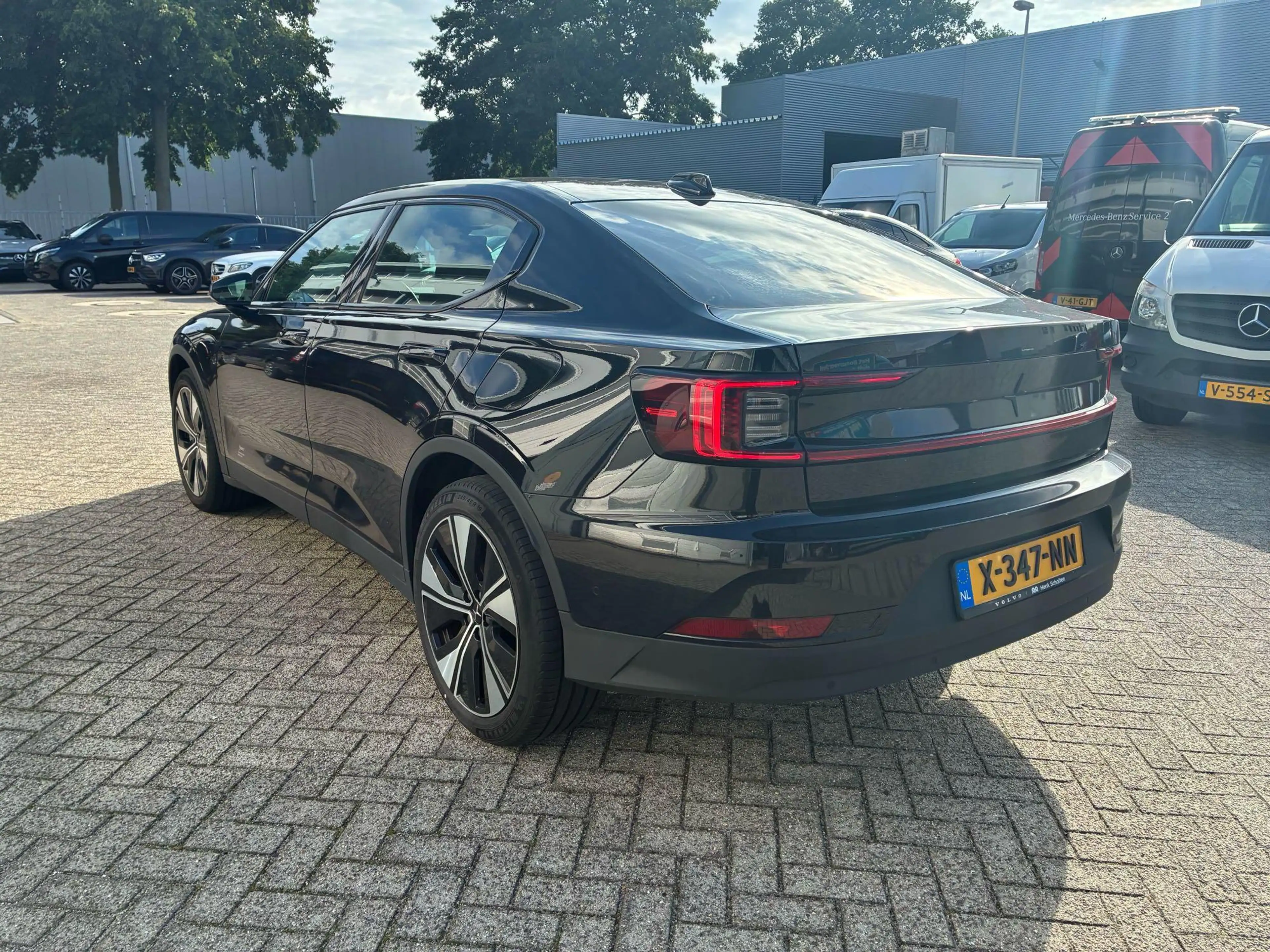 Polestar 2 Standard Range Single Motor 69 kWh — photo 3