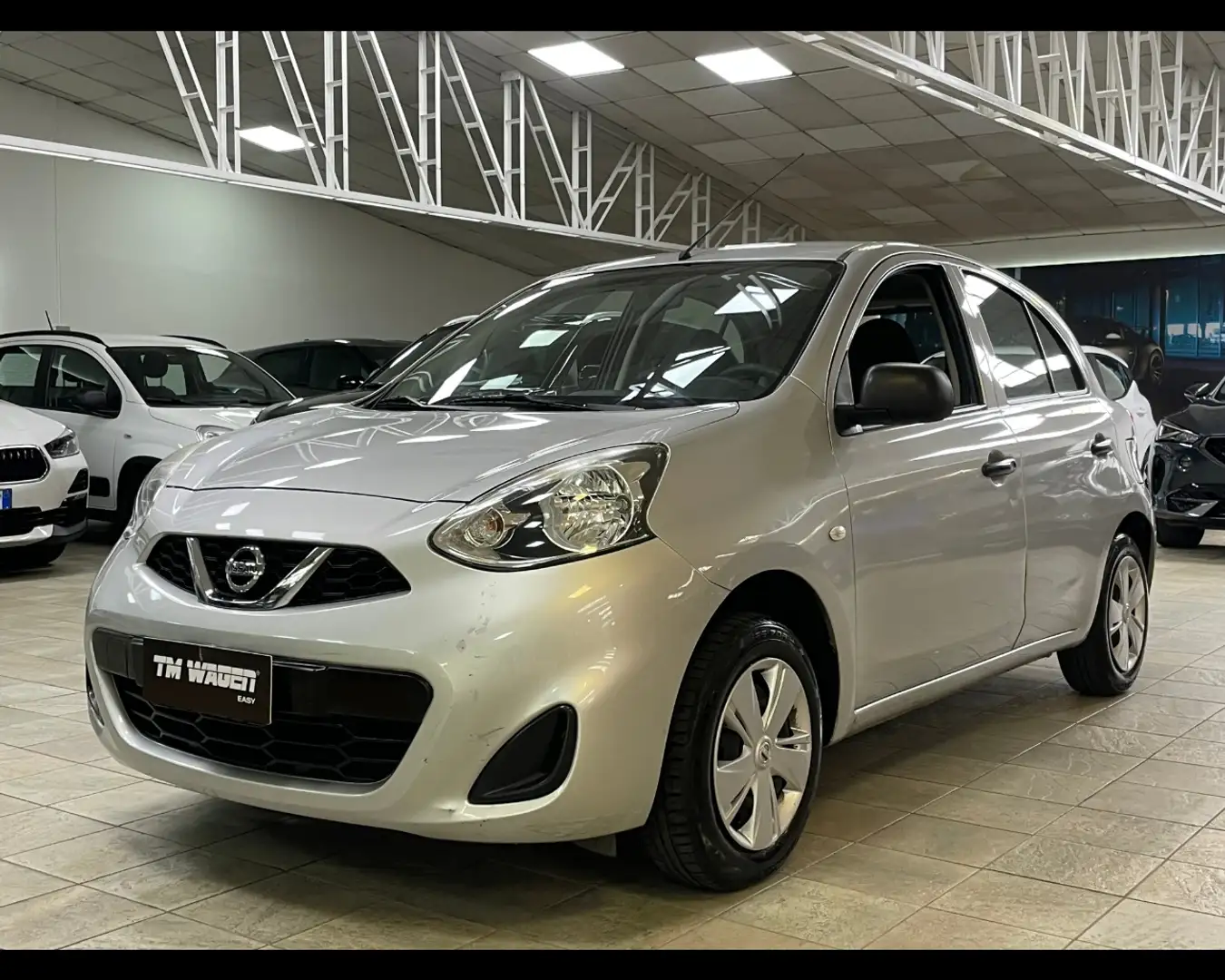 Nissan Micra 1.2 12V 5 porte GPL Eco Comfort 80cv 2017 Grigio - 1