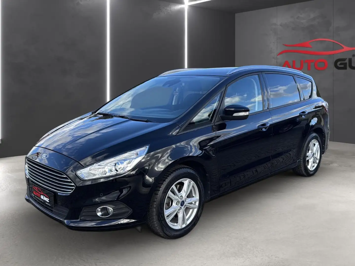Ford S-Max 1.5 EcoBoost Business *7Sitzer-Navi* Noir - 1