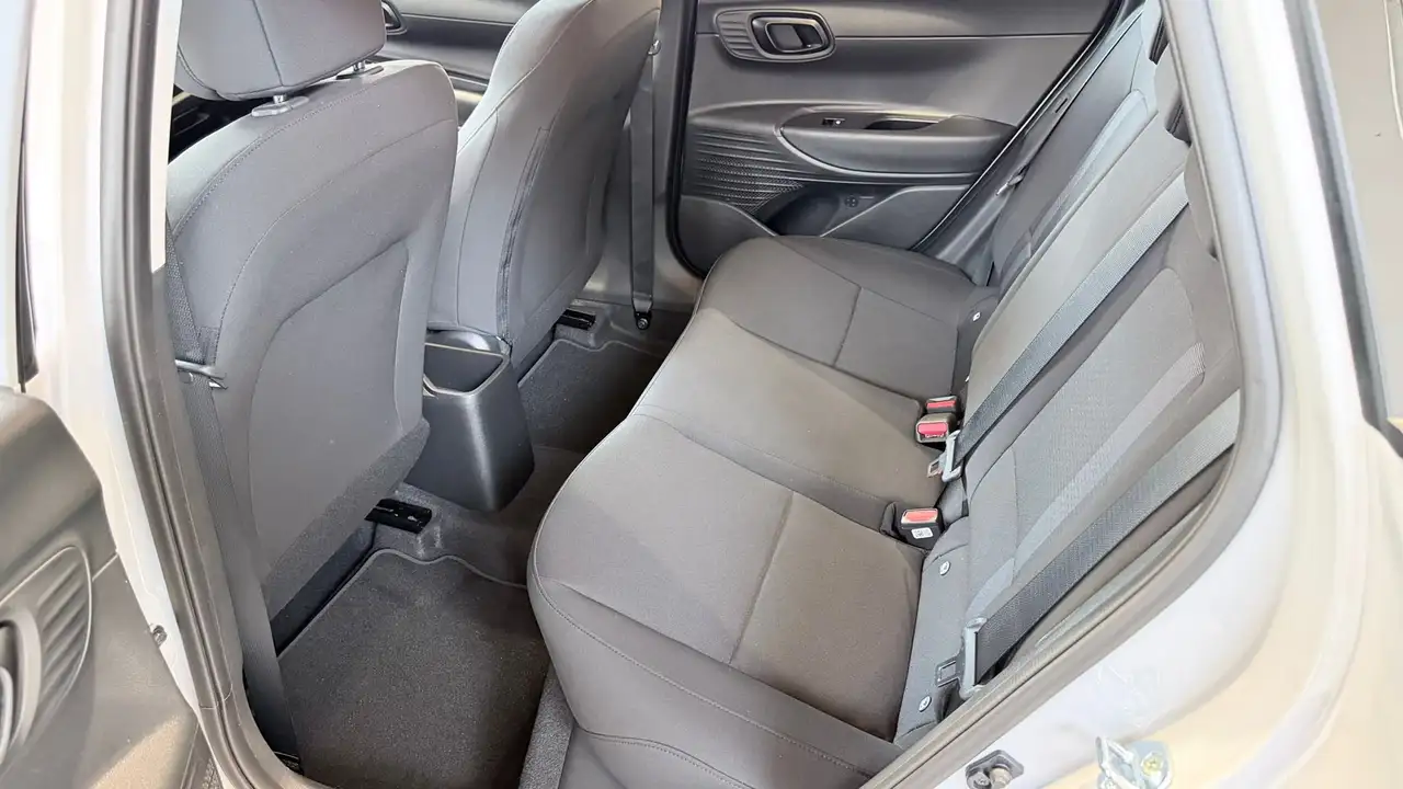 Hyundai i20 1.0 t-gdi auto Connectline 90CV *PREZZO REALE NO VINCOLI* 28