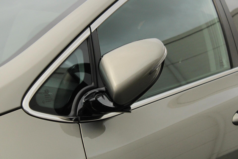 Kia Ceed / cee'd 1.6 GDI Business Pack Camera Cruise Navi Bluetooth — photo 42