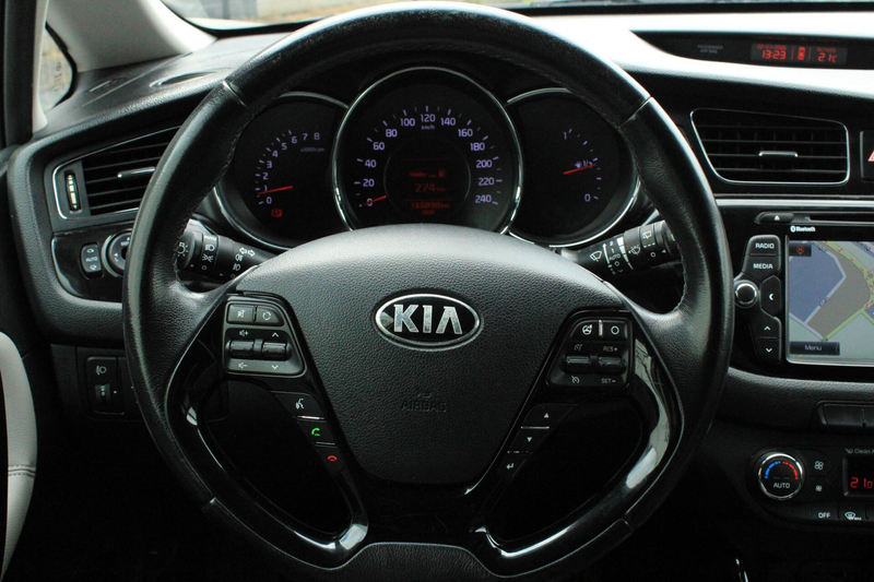 Kia Ceed / cee'd 1.6 GDI Business Pack Camera Cruise Navi Bluetooth — photo 36