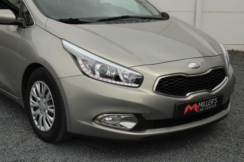 Kia Ceed / cee'd 1.6 GDI Business Pack Camera Cruise Navi Bluetooth — photo 8