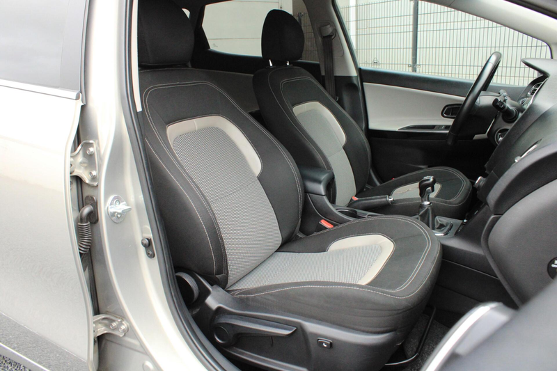 Kia Ceed / cee'd 1.6 GDI Business Pack Camera Cruise Navi Bluetooth — photo 23
