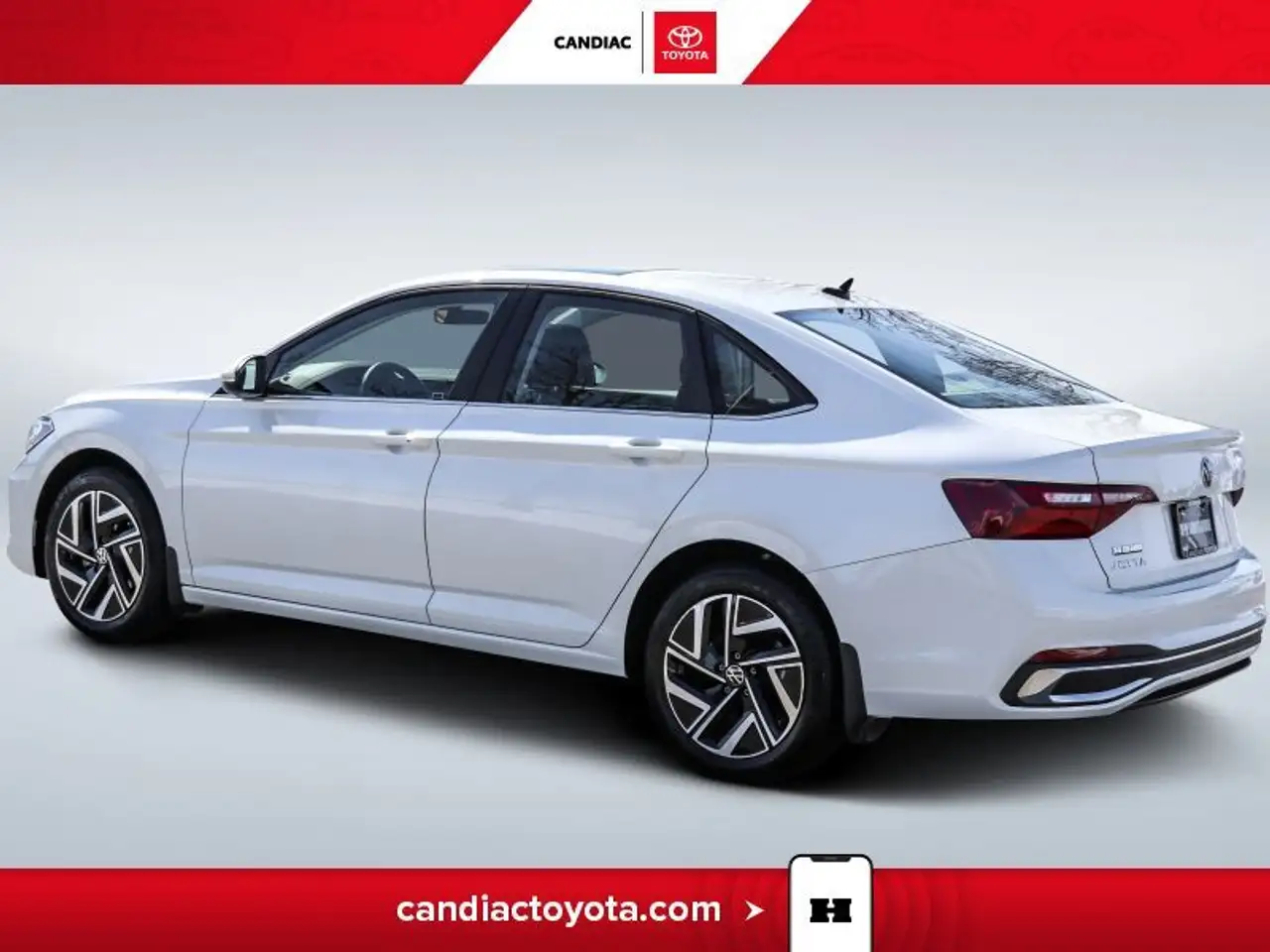 Volkswagen Jetta снимка Volkswagen Jetta