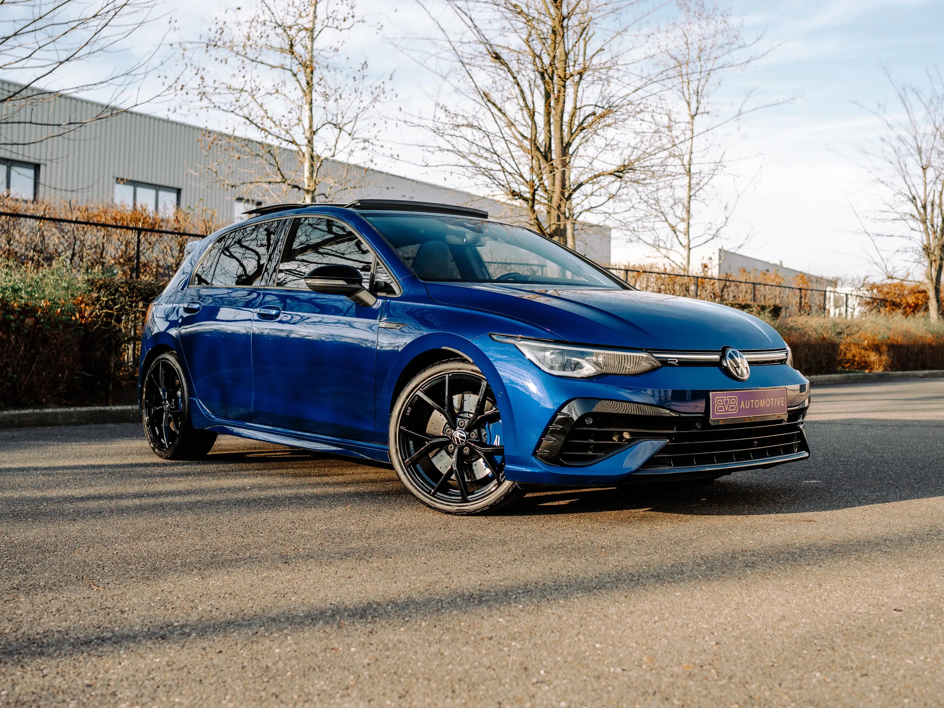 Volkswagen Golf R 4 MOTION | AKRA | PANO | H&K | DCC | DRIFT MODE — photo 3