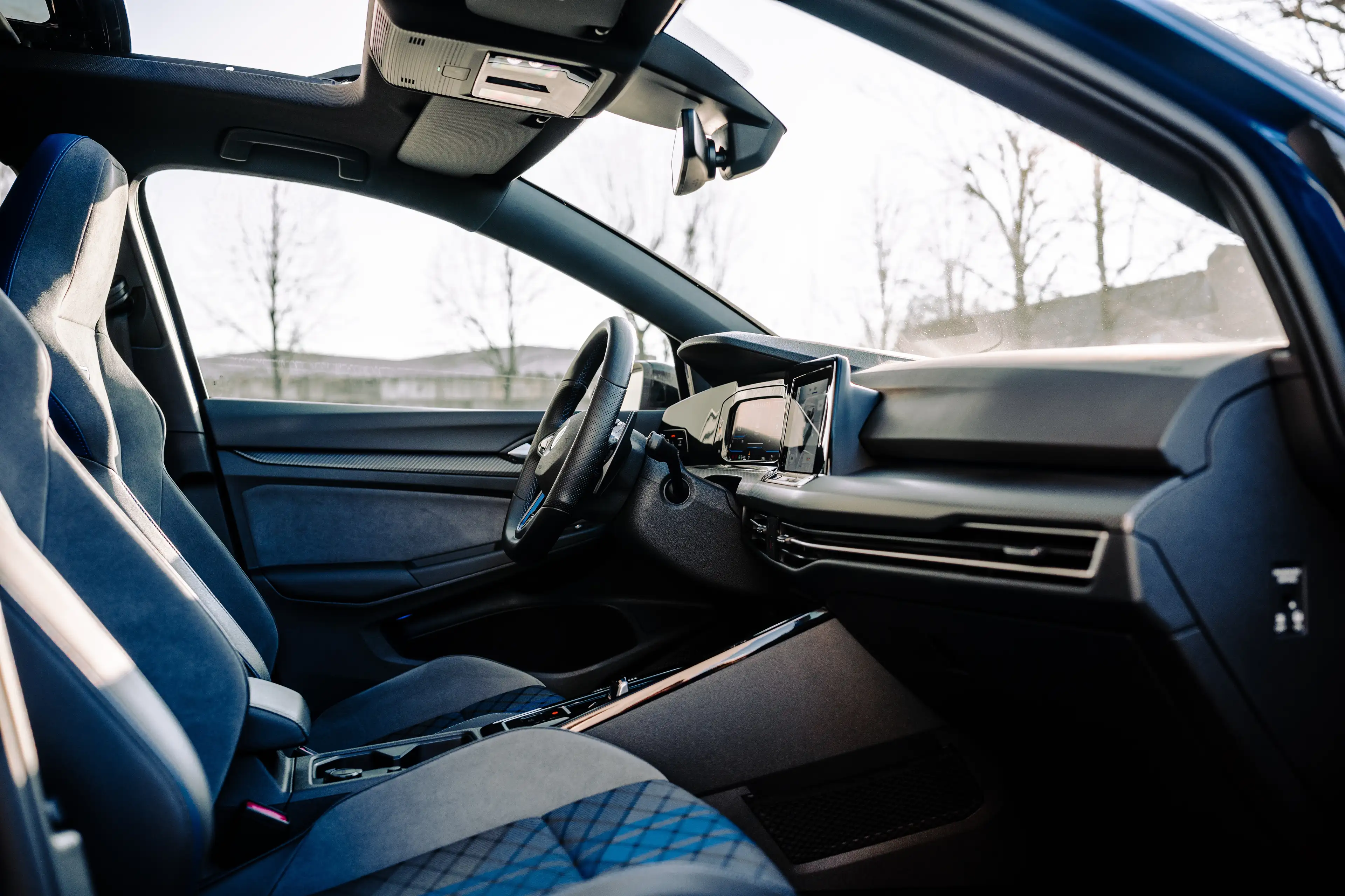 Volkswagen Golf R 4 MOTION | AKRA | PANO | H&K | DCC | DRIFT MODE — photo 15
