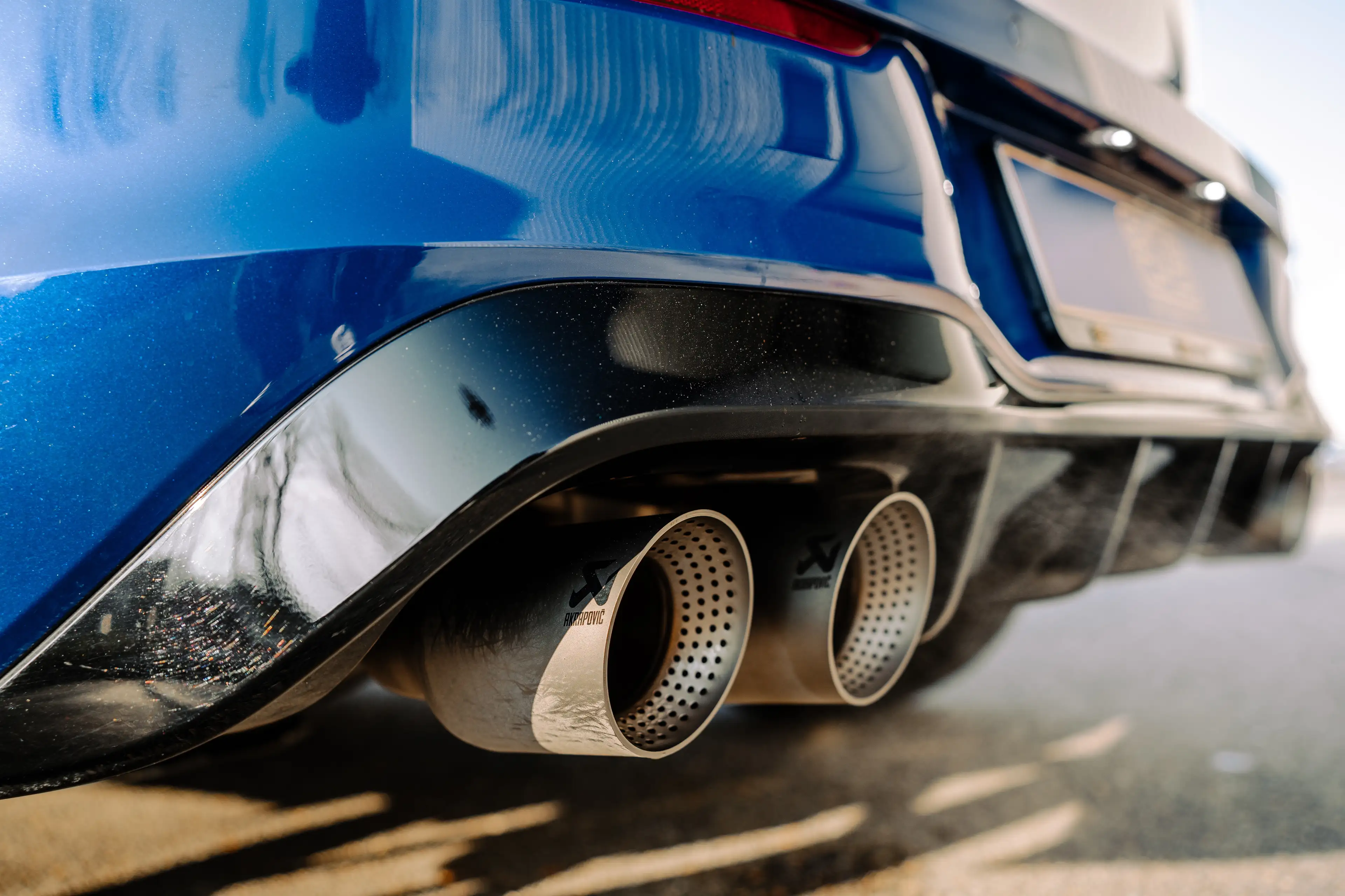 Volkswagen Golf R 4 MOTION | AKRA | PANO | H&K | DCC | DRIFT MODE — photo 12
