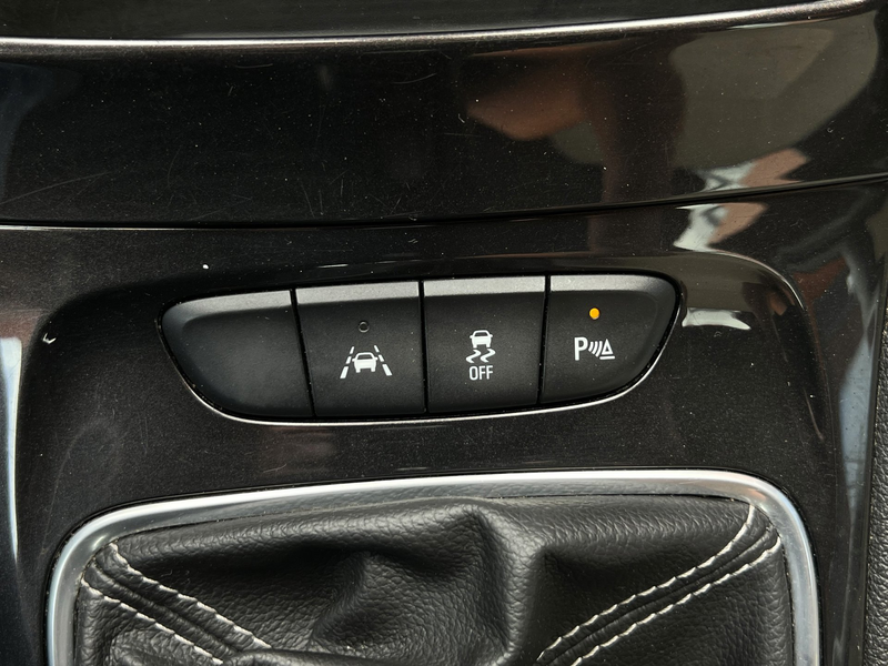 Opel Astra 1.4 Turbo|Carplay|PDC|Stoel+Stoelverw.|Navi|Clima — photo 22
