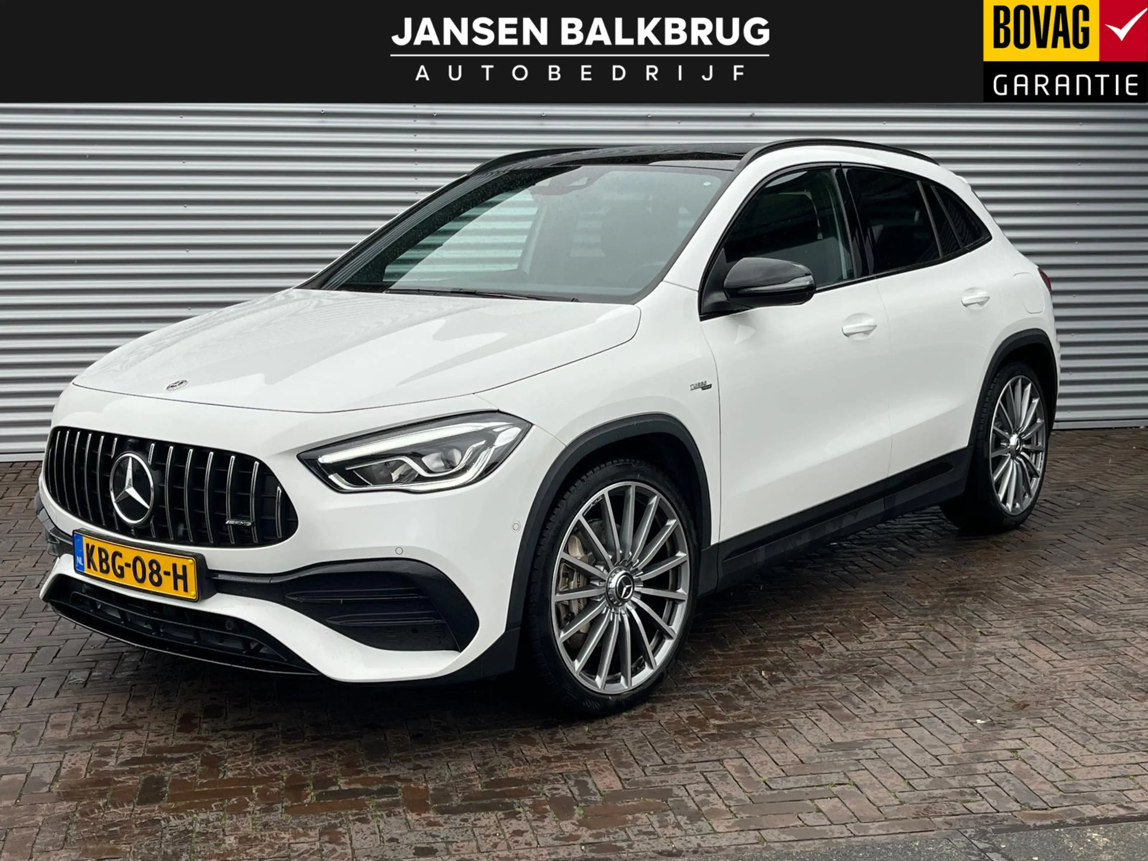 Mercedes-Benz GLA 35 AMG 4MATIC panorama night trekhaak vol vol