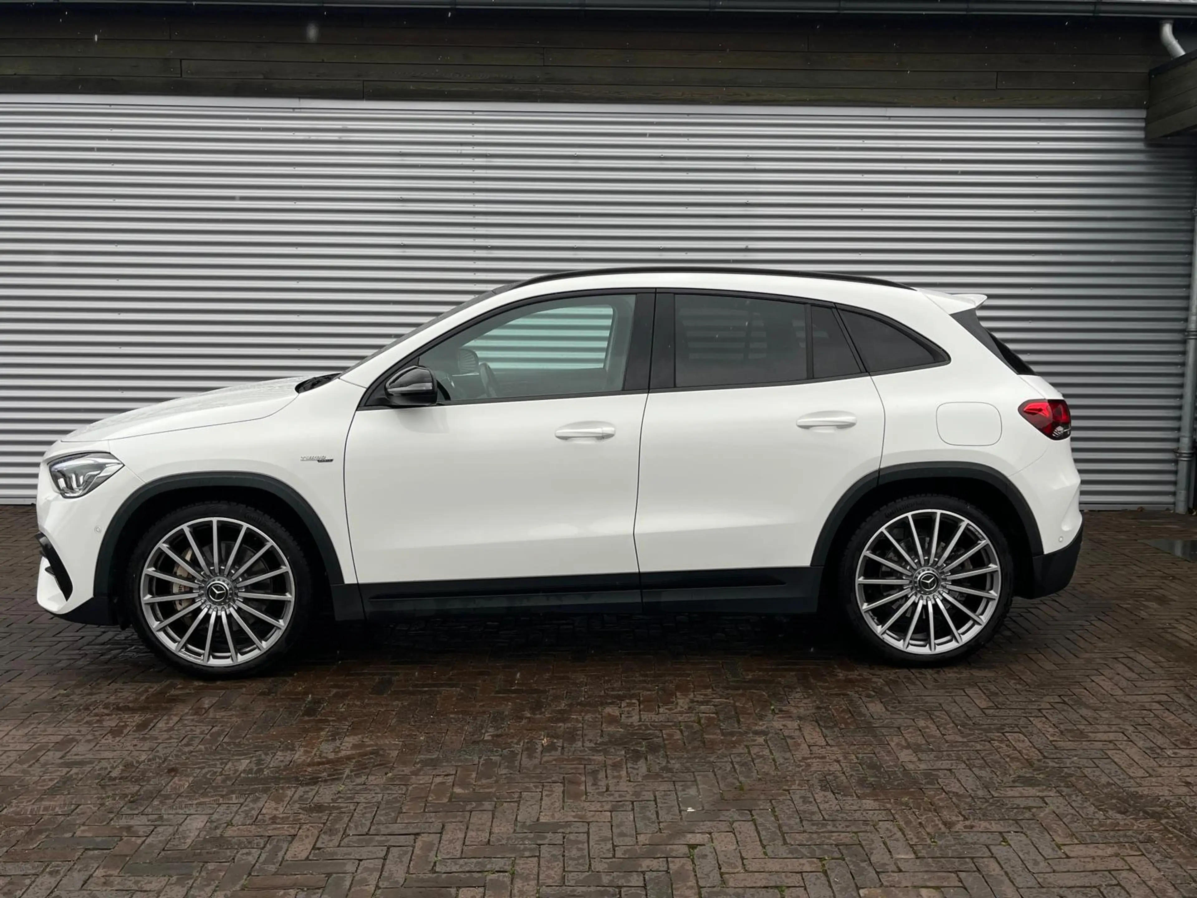 Mercedes-Benz GLA 35 AMG 4MATIC panorama night trekhaak vol vol — photo 5
