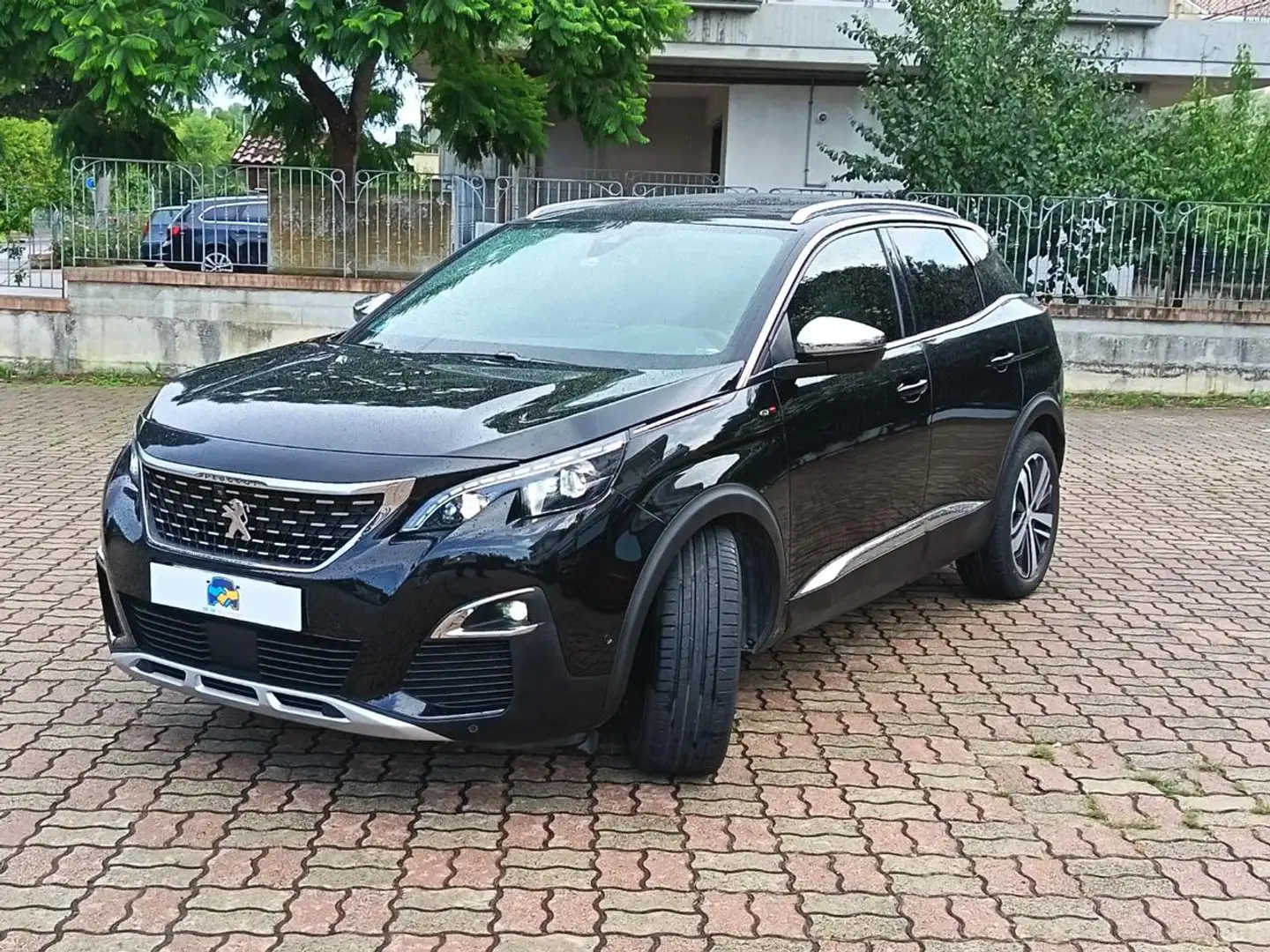 Peugeot 3008 BlueHDi 180 S&S EAT8 GT Zwart - 1