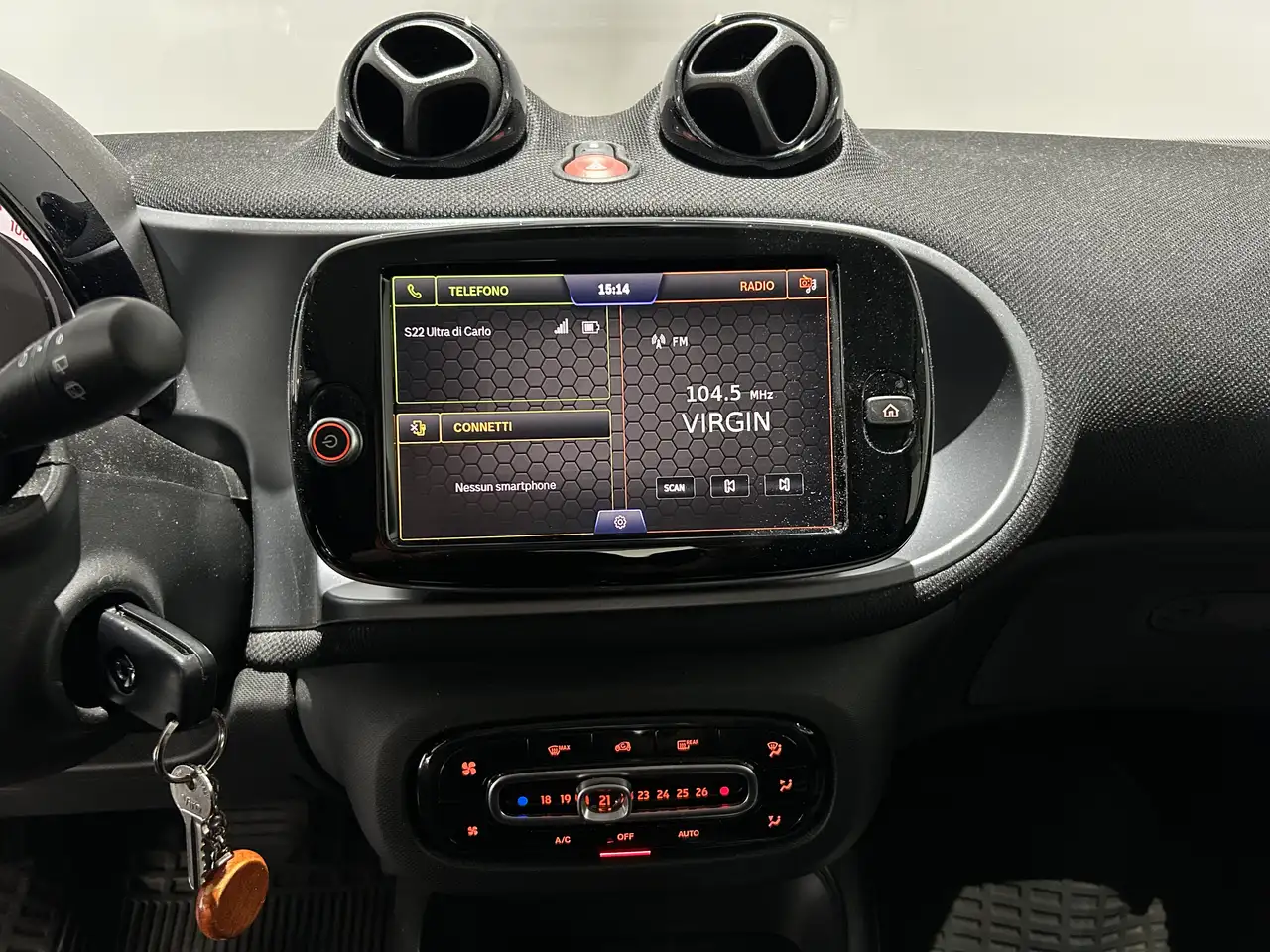 smart forTwo 2023 — фото 9