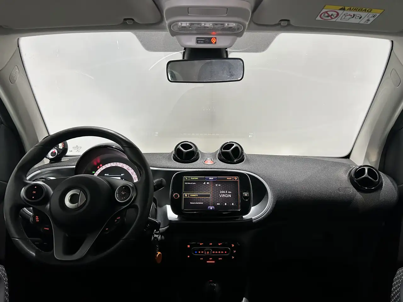 smart forTwo 2023 — фото 8