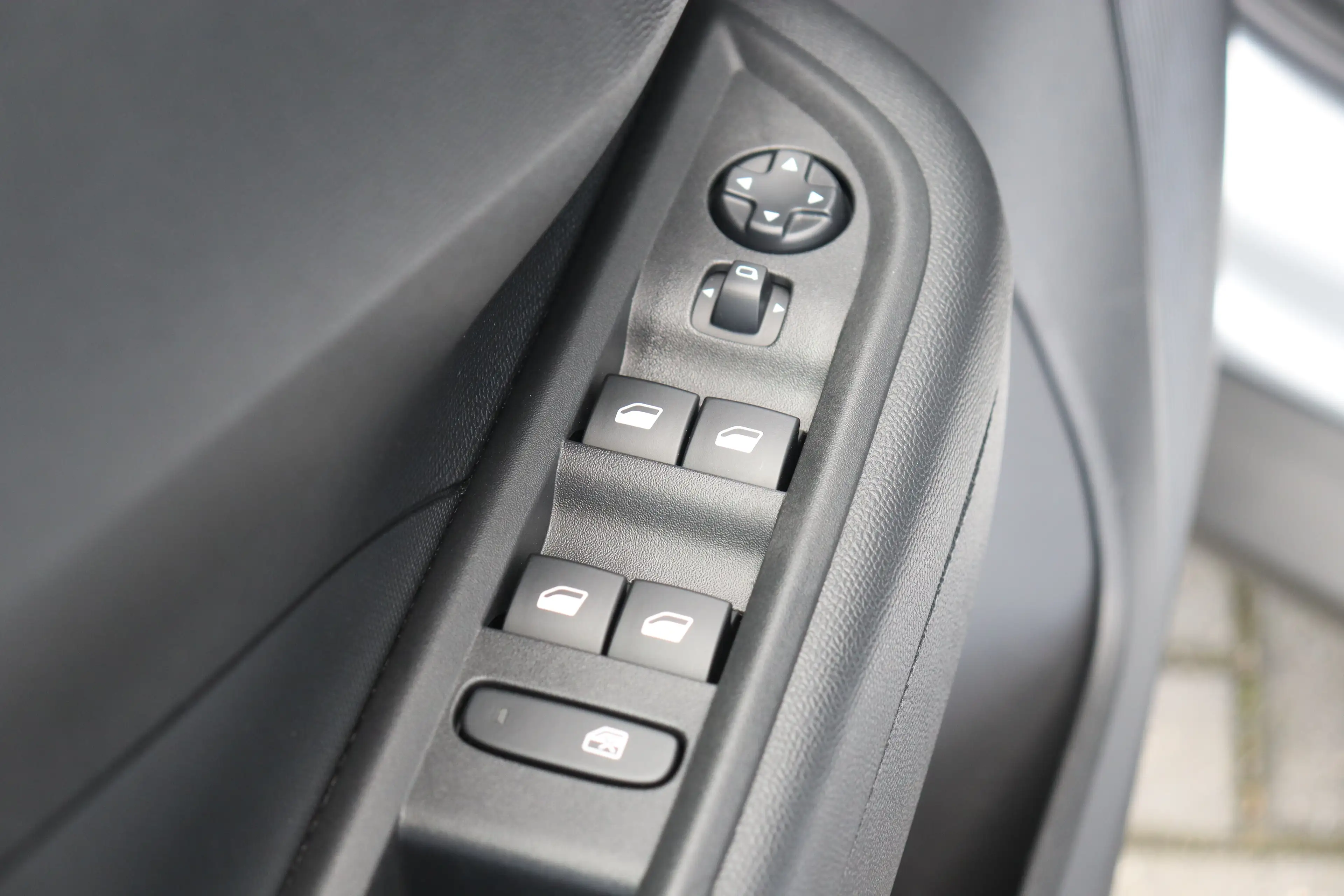 Opel Frontera ELECTRIC 44KWH 113PK EDITION AUTOMAAT / AIRCO / LE — photo 19