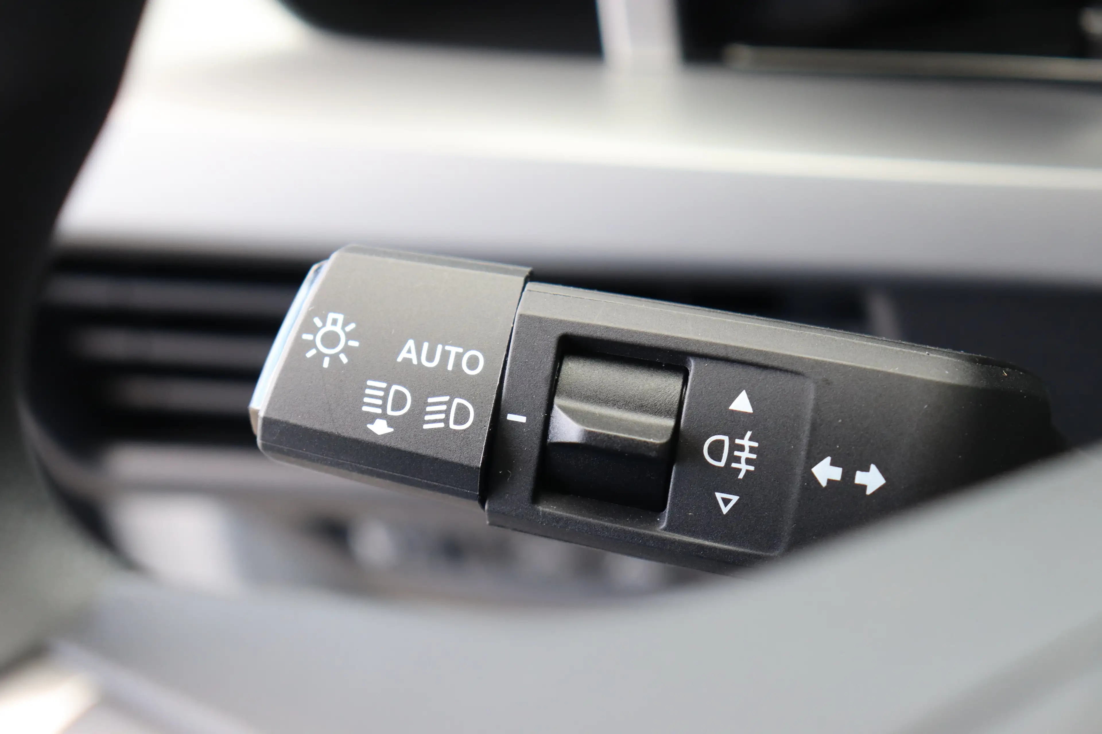 Opel Frontera ELECTRIC 44KWH 113PK EDITION AUTOMAAT / AIRCO / LE — photo 21