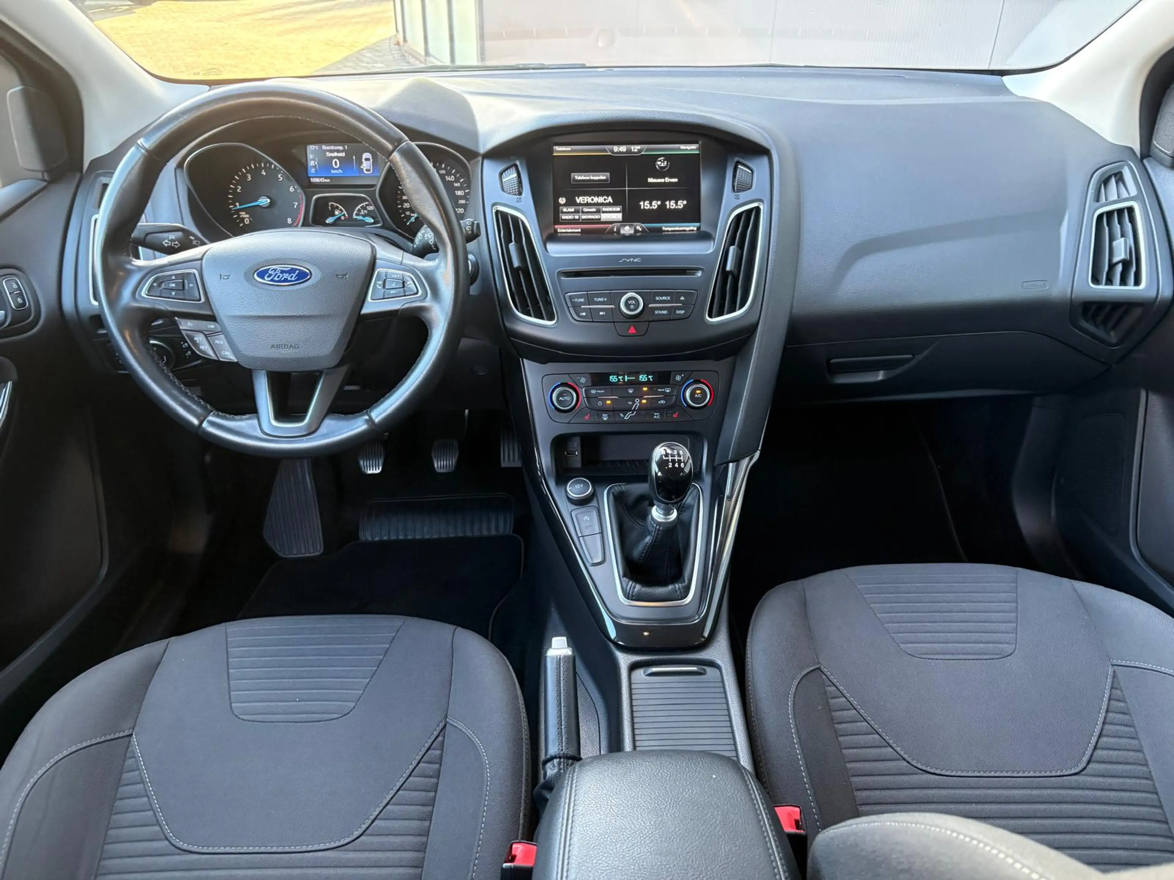 Ford Focus Wagon 125PK Titanium Navigatie/Parkeerhulp/Bluetoo — photo 7