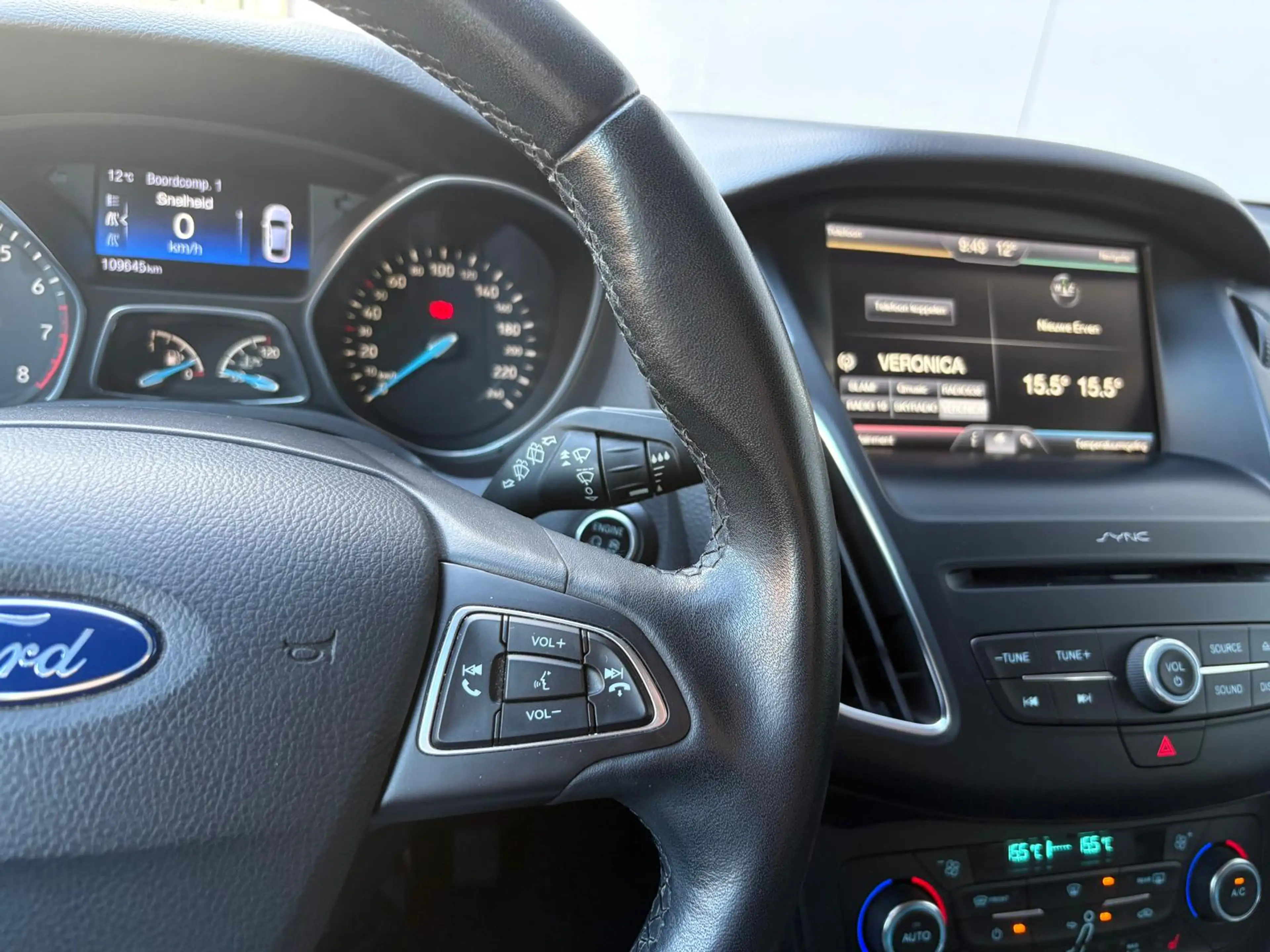 Ford Focus Wagon 125PK Titanium Navigatie/Parkeerhulp/Bluetoo — photo 16