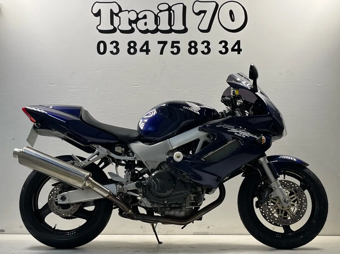 Honda VTR 1000 Modrá - 1