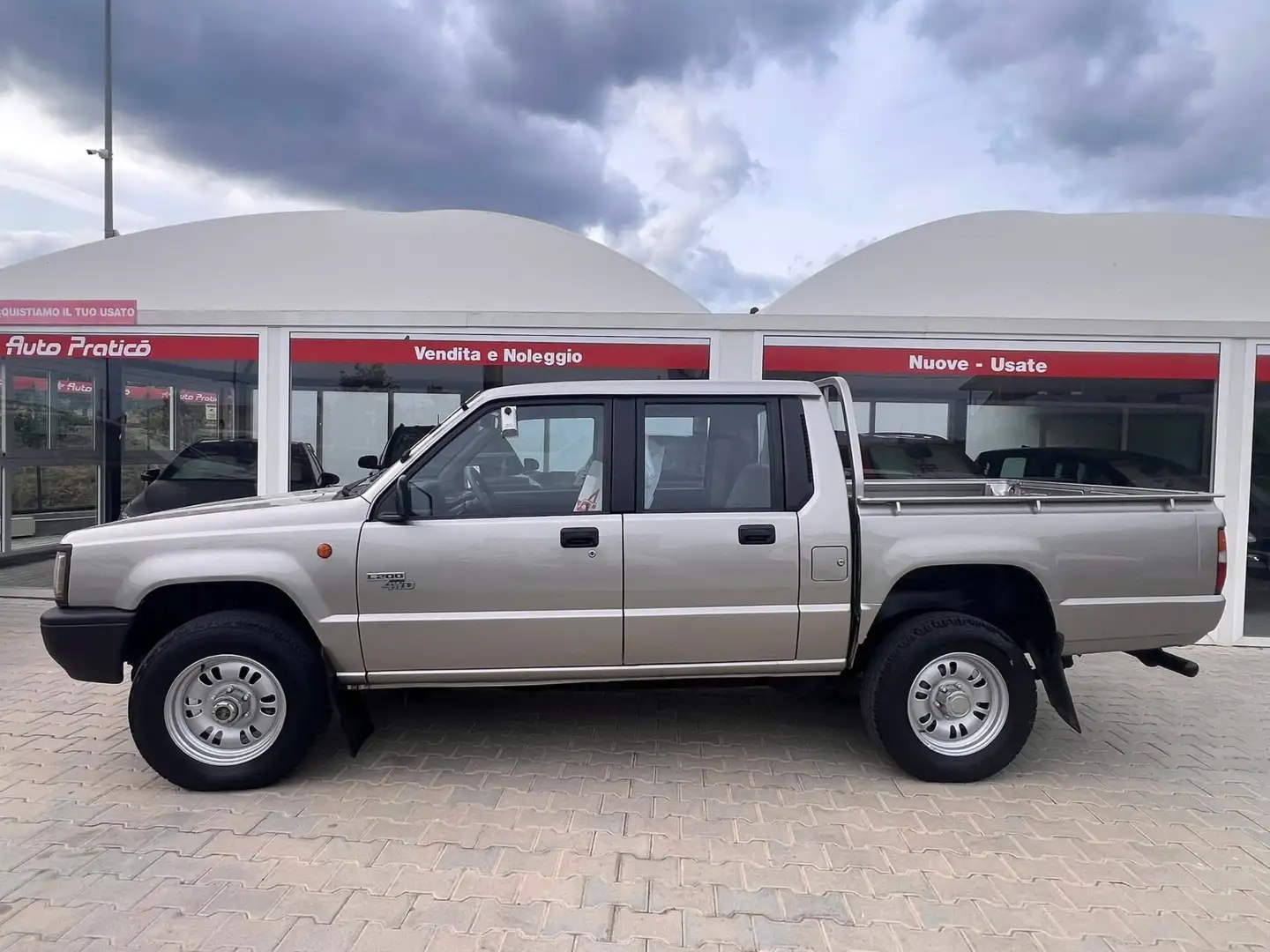 Mitsubishi L200 L200 2.5 TD 4WD Double Cab Pick-up Gris - 1