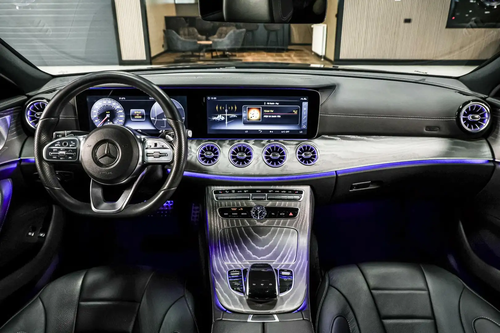 Mercedes-Benz CLS 400 d AMG 4MATIC Premium Plus|Burmester Серый - 2