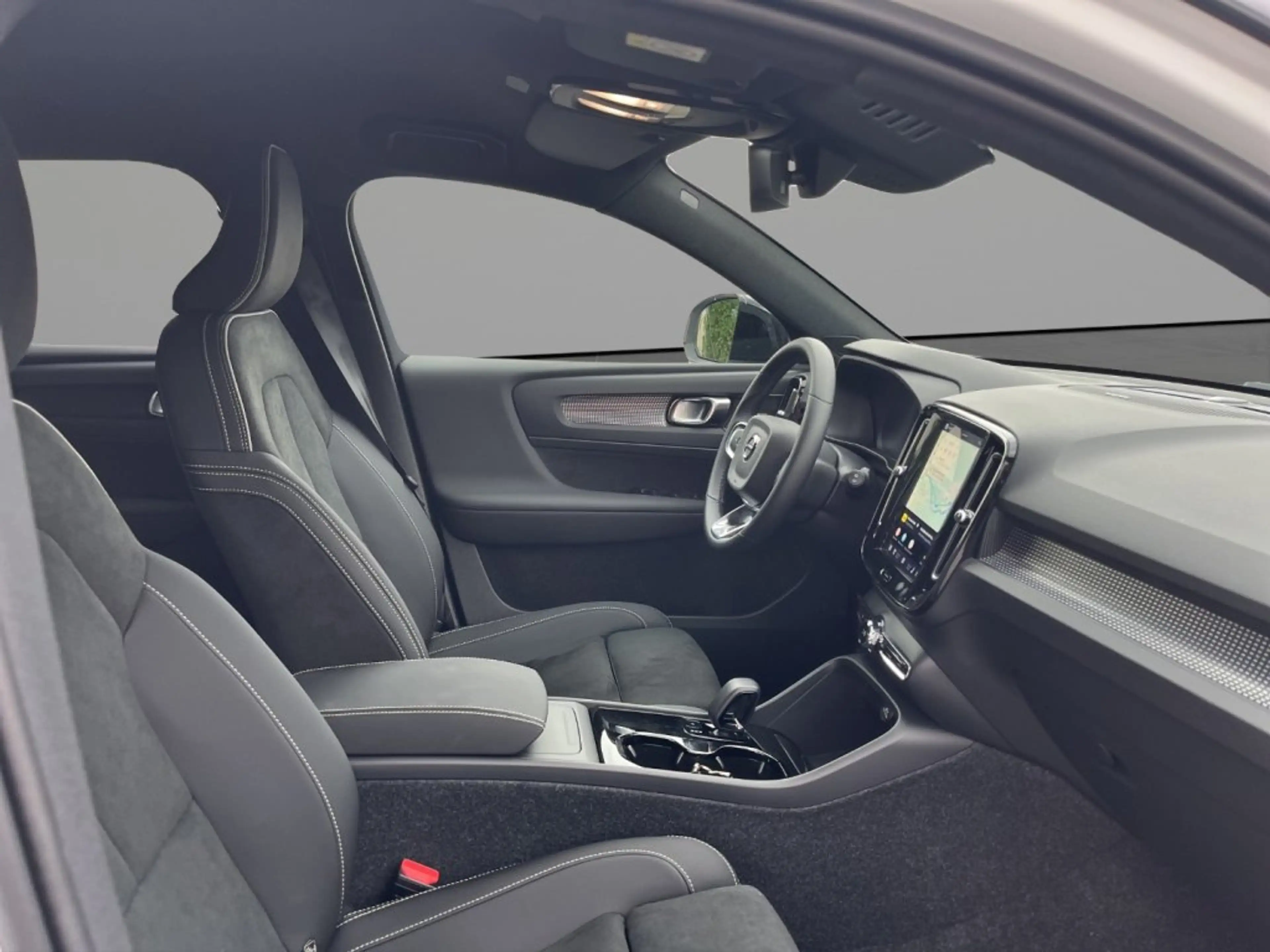 Volvo EX40 Black Edition Plus, Twin Motor, Vollelektrisch — photo 12