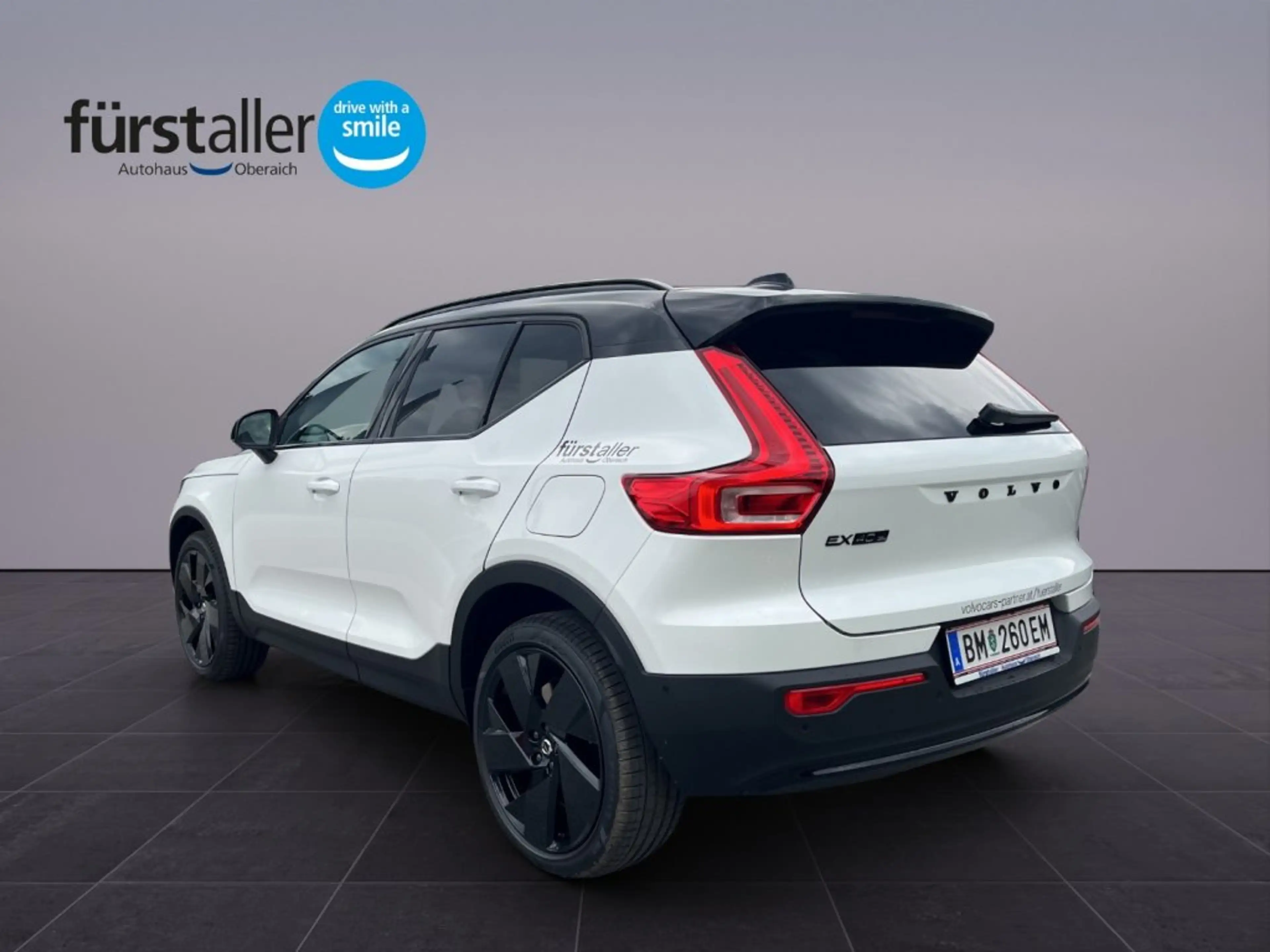 Volvo EX40 Black Edition Plus, Twin Motor, Vollelektrisch — photo 7