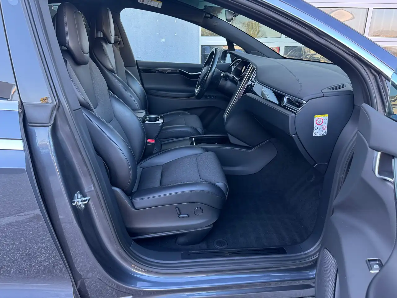 TESLA MODEL X 75D 525CH - 7 PLACES - 360° CAMÉRA - CAMÉRA D'AIDE AU STATIONNEMENT - HAYON ARRIÈRE ÉLECTRIQUE - 126.000 KMS