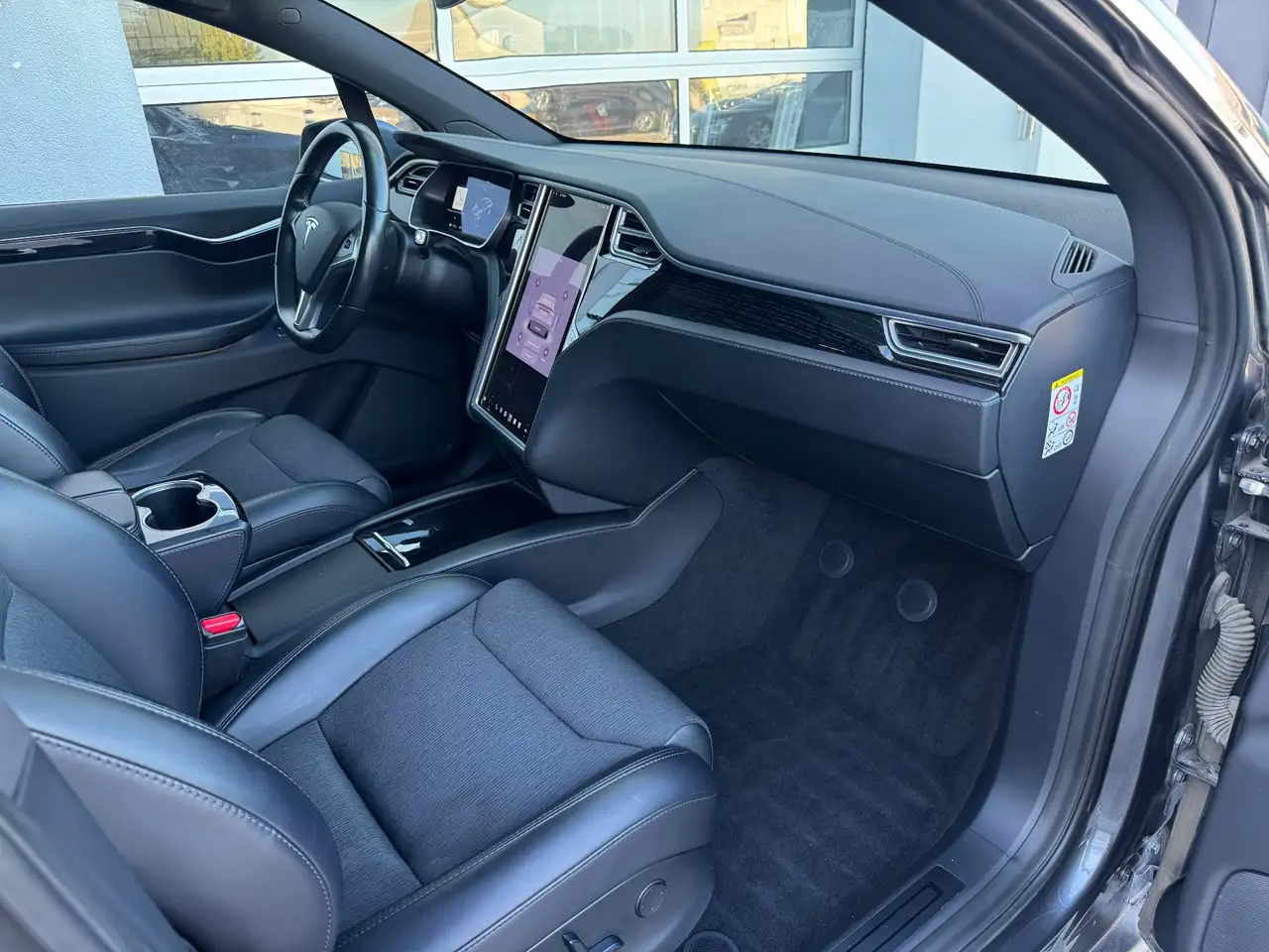 TESLA MODEL X 75D 525CH - 7 PLACES - 360° CAMÉRA - CAMÉRA D'AIDE AU STATIONNEMENT - HAYON ARRIÈRE ÉLECTRIQUE - 126.000 KMS