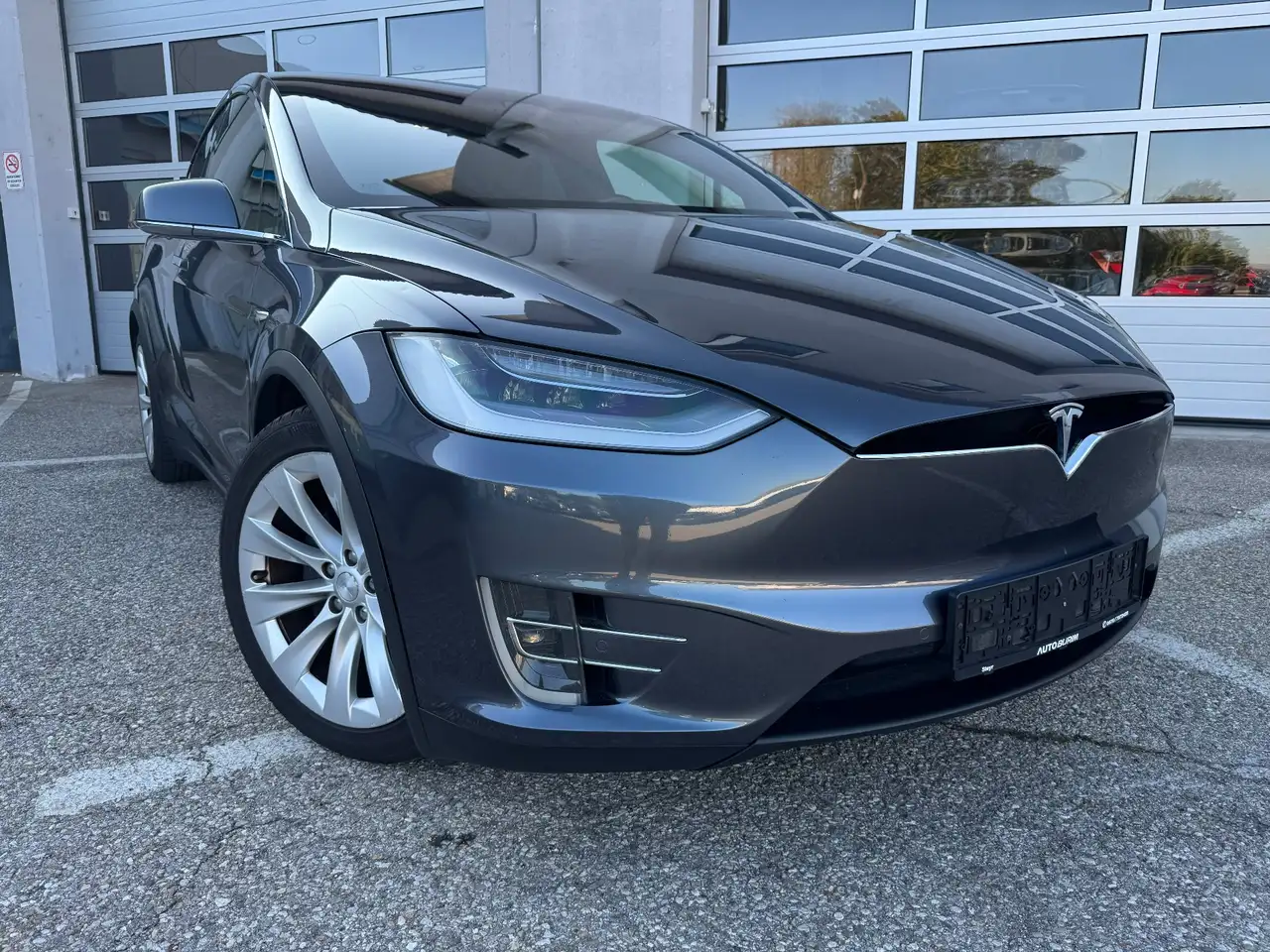 TESLA MODEL X 75D 525CH - 7 PLACES - 360° CAMÉRA - CAMÉRA D'AIDE AU STATIONNEMENT - HAYON ARRIÈRE ÉLECTRIQUE - 126.000 KMS