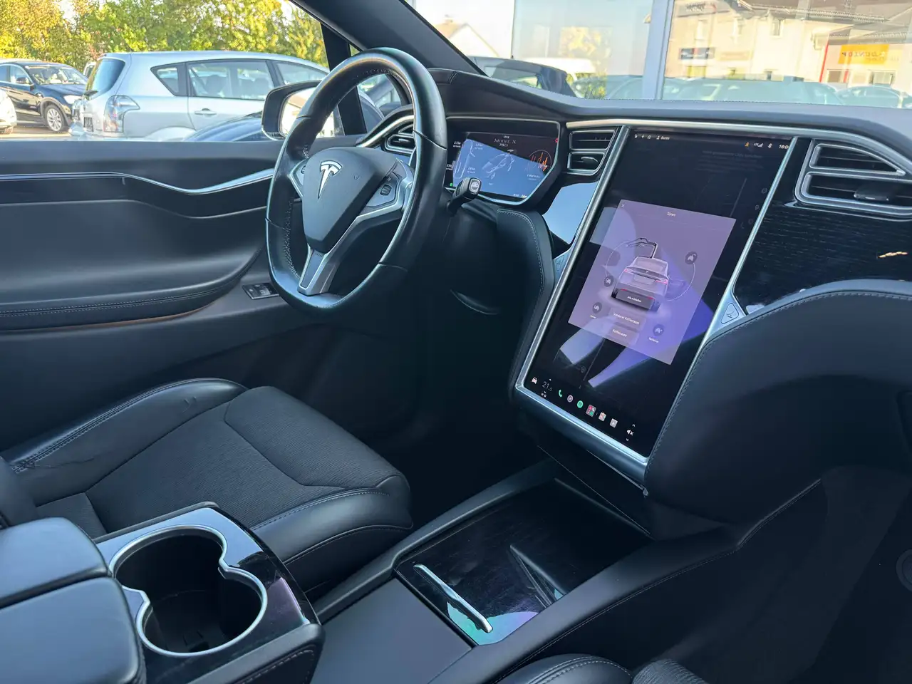 TESLA MODEL X 75D 525CH - 7 PLACES - 360° CAMÉRA - CAMÉRA D'AIDE AU STATIONNEMENT - HAYON ARRIÈRE ÉLECTRIQUE - 126.000 KMS