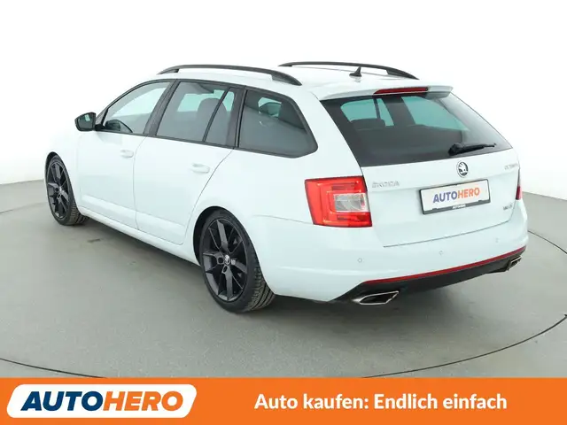 Skoda Octavia view 4