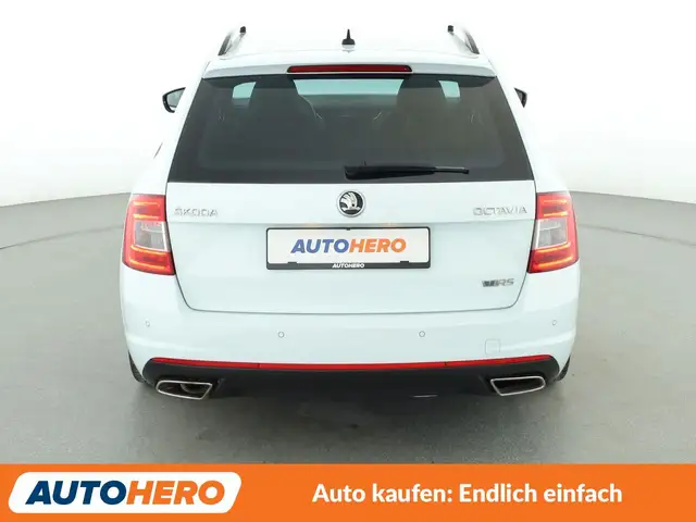 Skoda Octavia view 5