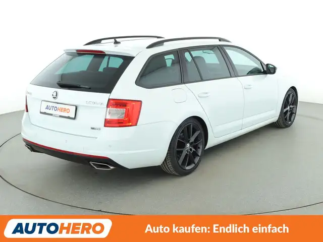 Skoda Octavia view 6