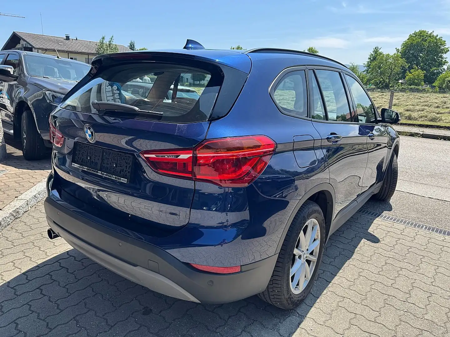 BMW X1 xDrive18d Advantage Aut. Blu/Azzurro - 2