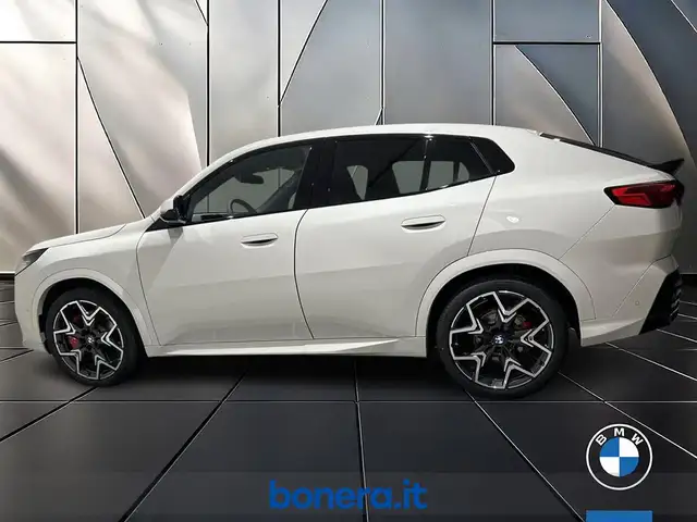 BMW X2 view 8