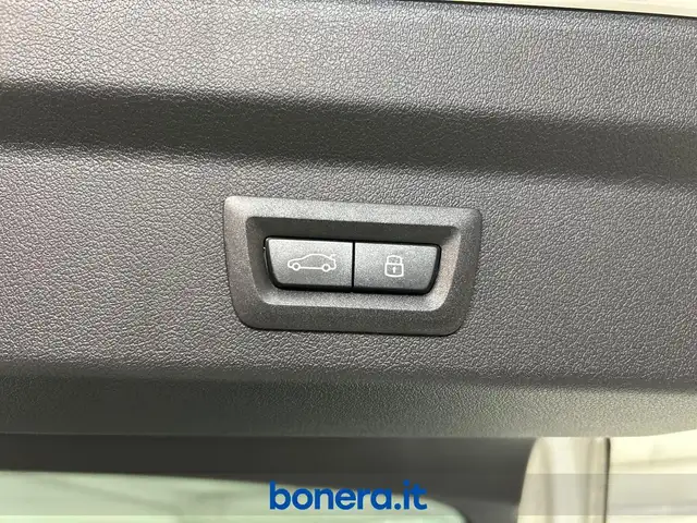 BMW X2 view 15