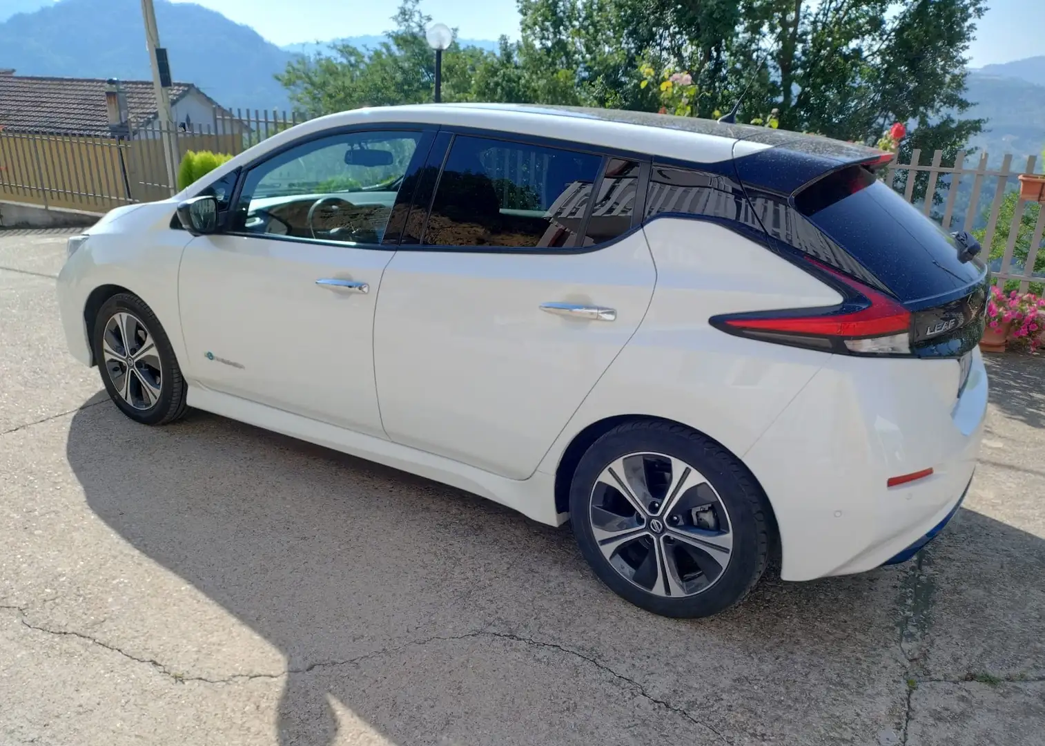 Nissan Leaf Leaf II 2018 Tekna Pro Pilot 40kWh 150cv White - 2