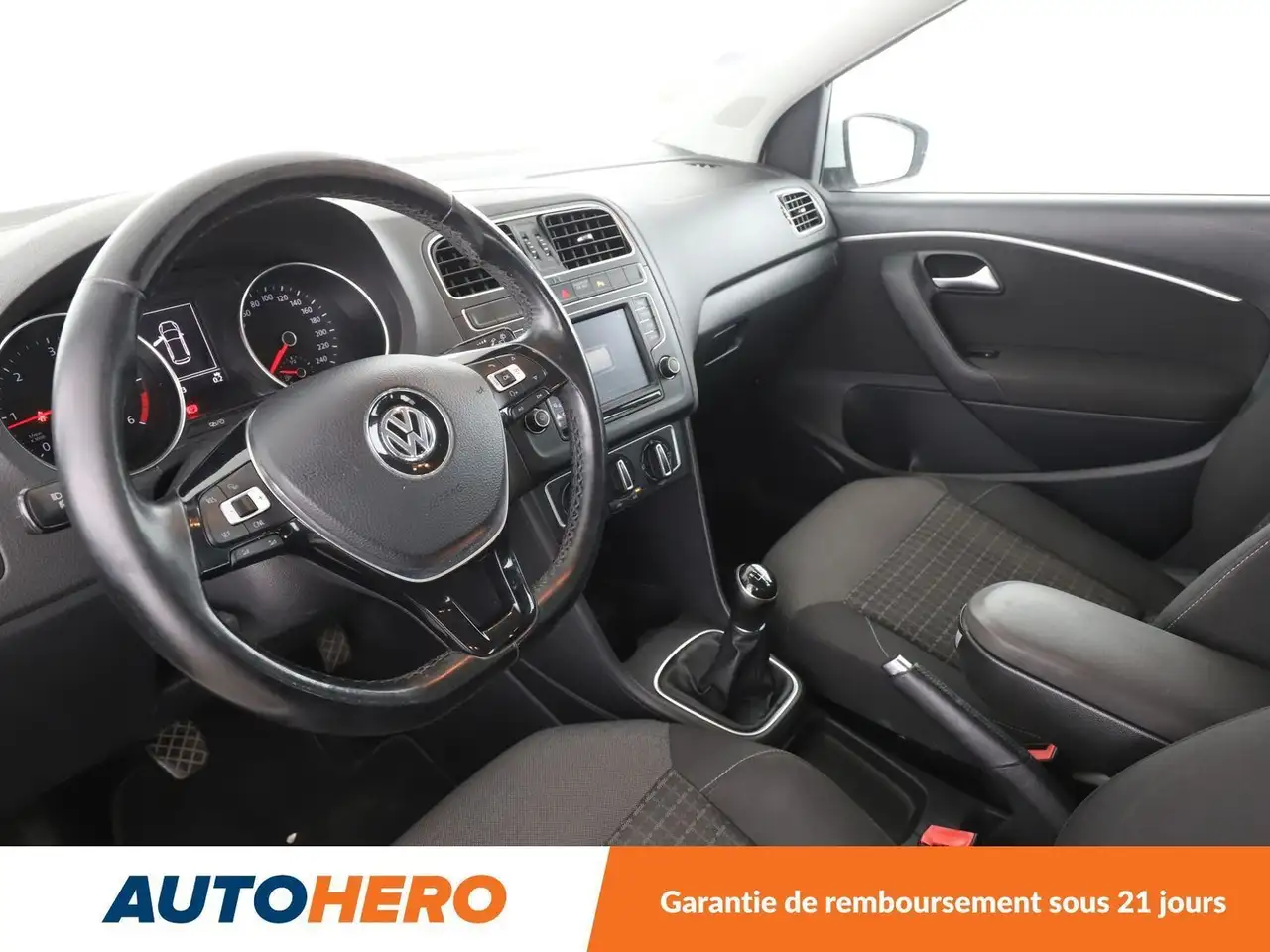 Volkswagen Polo Citadine 5 portes — photo 11