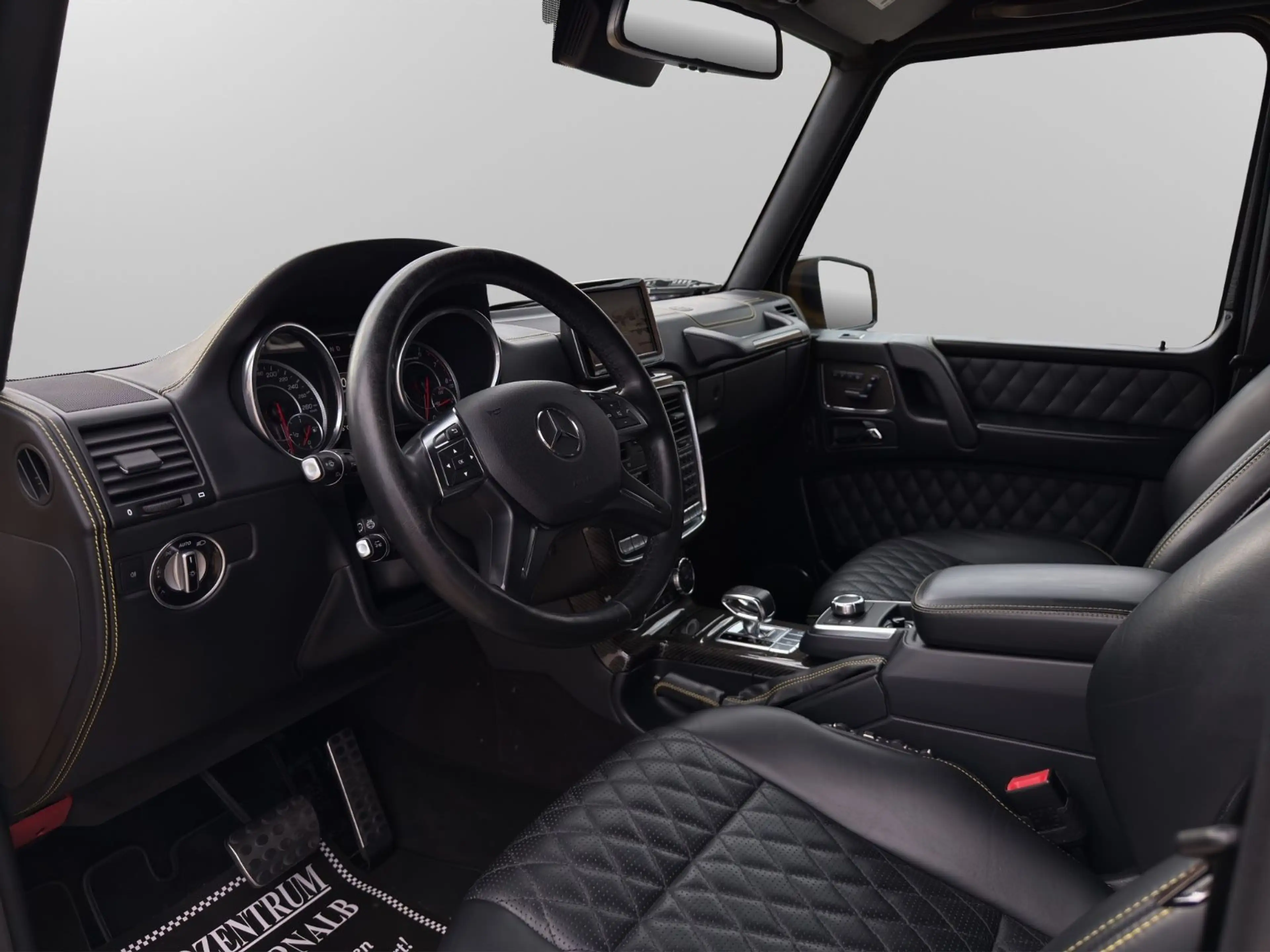 Mercedes-Benz G 63 AMG *SOLARBEAM*23"-ALU*DESIGNO*CARBON*ACC* — photo 10