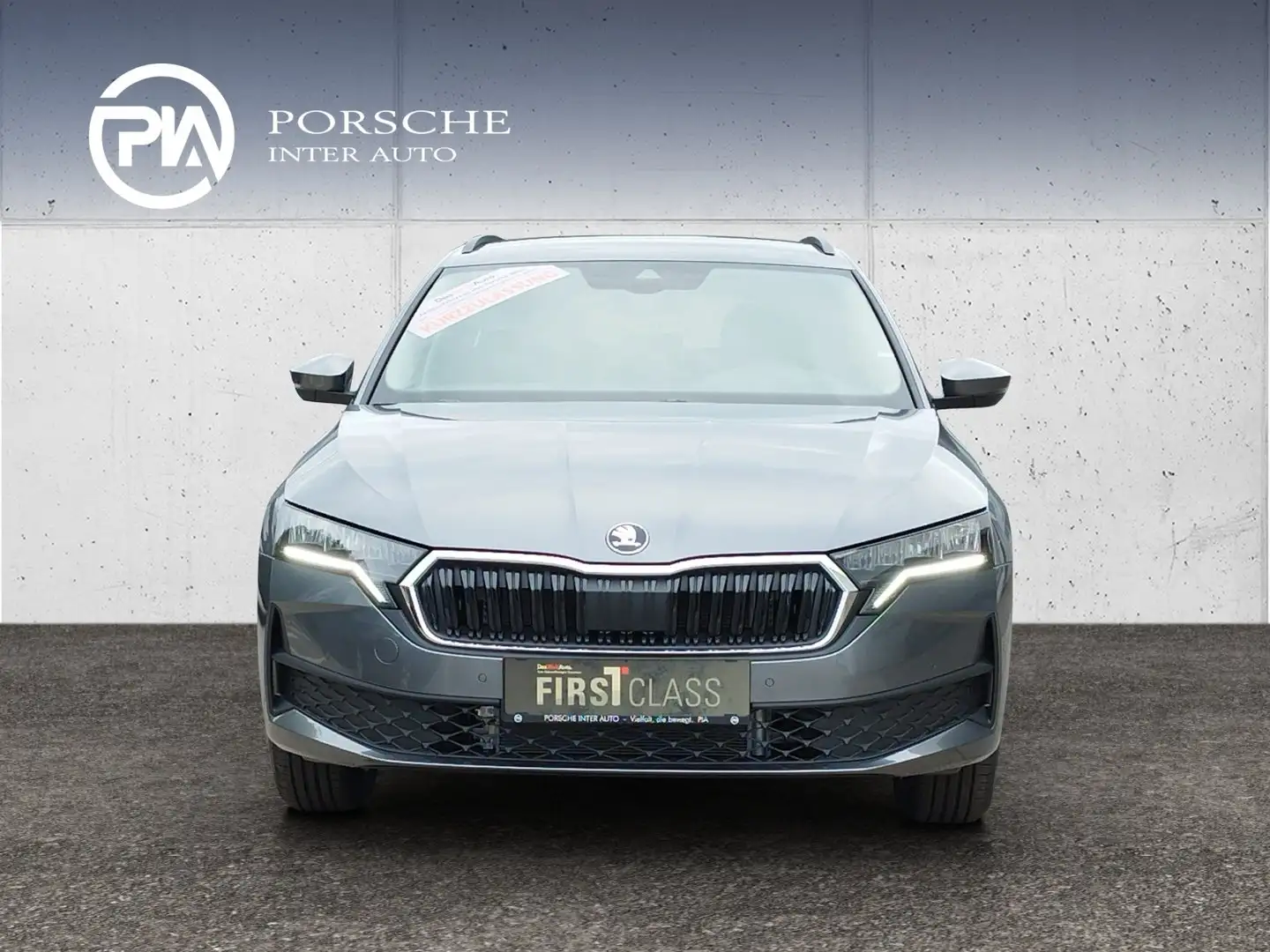 Skoda Octavia Essence TSI Gris - 2