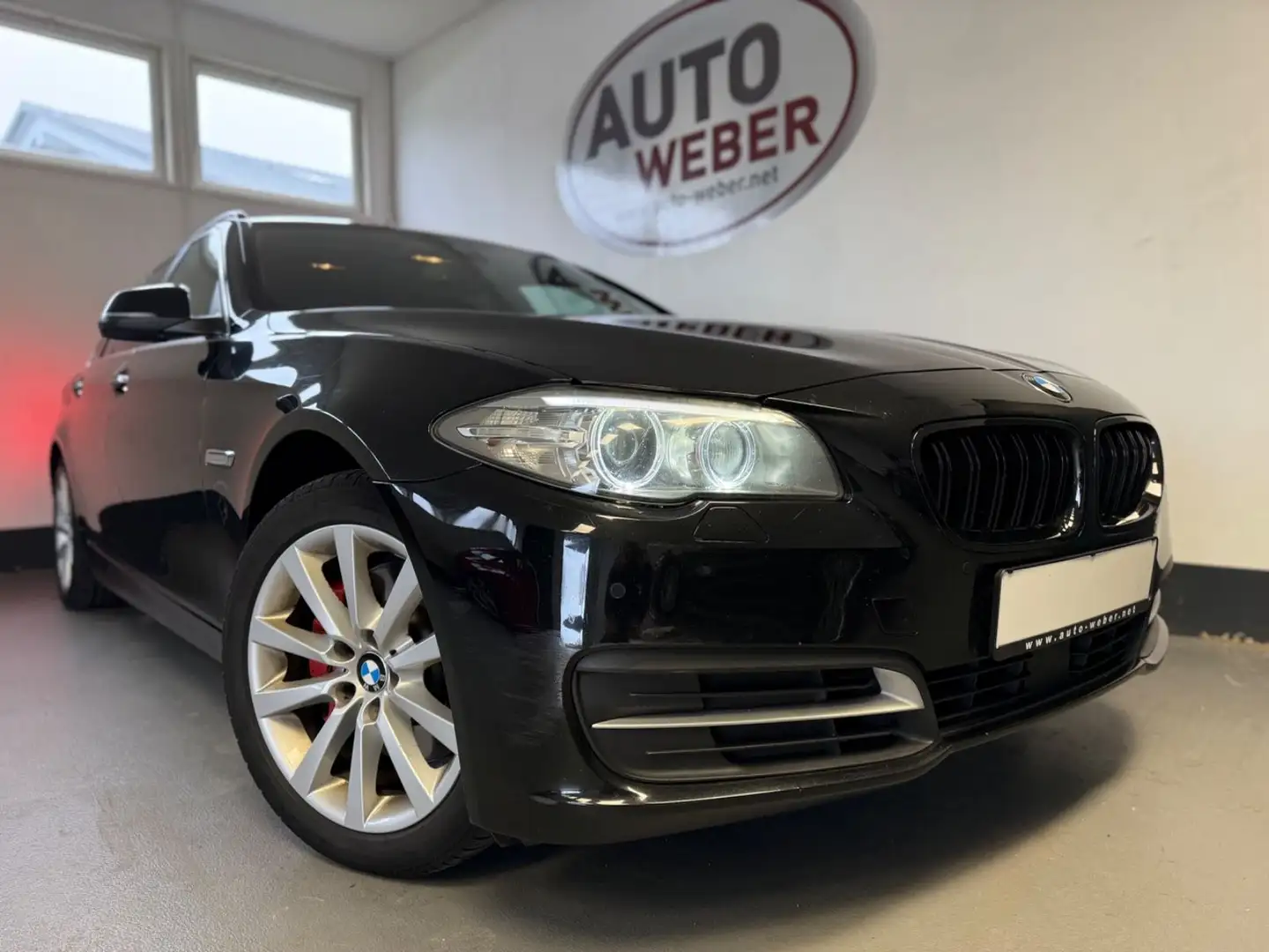 BMW 525 D A X DRIVE*LEDER*NAVI*HEAD UP*ACC*BI XENON* Schwarz - 1
