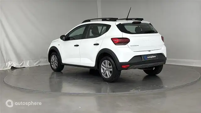 Dacia Sandero view 8