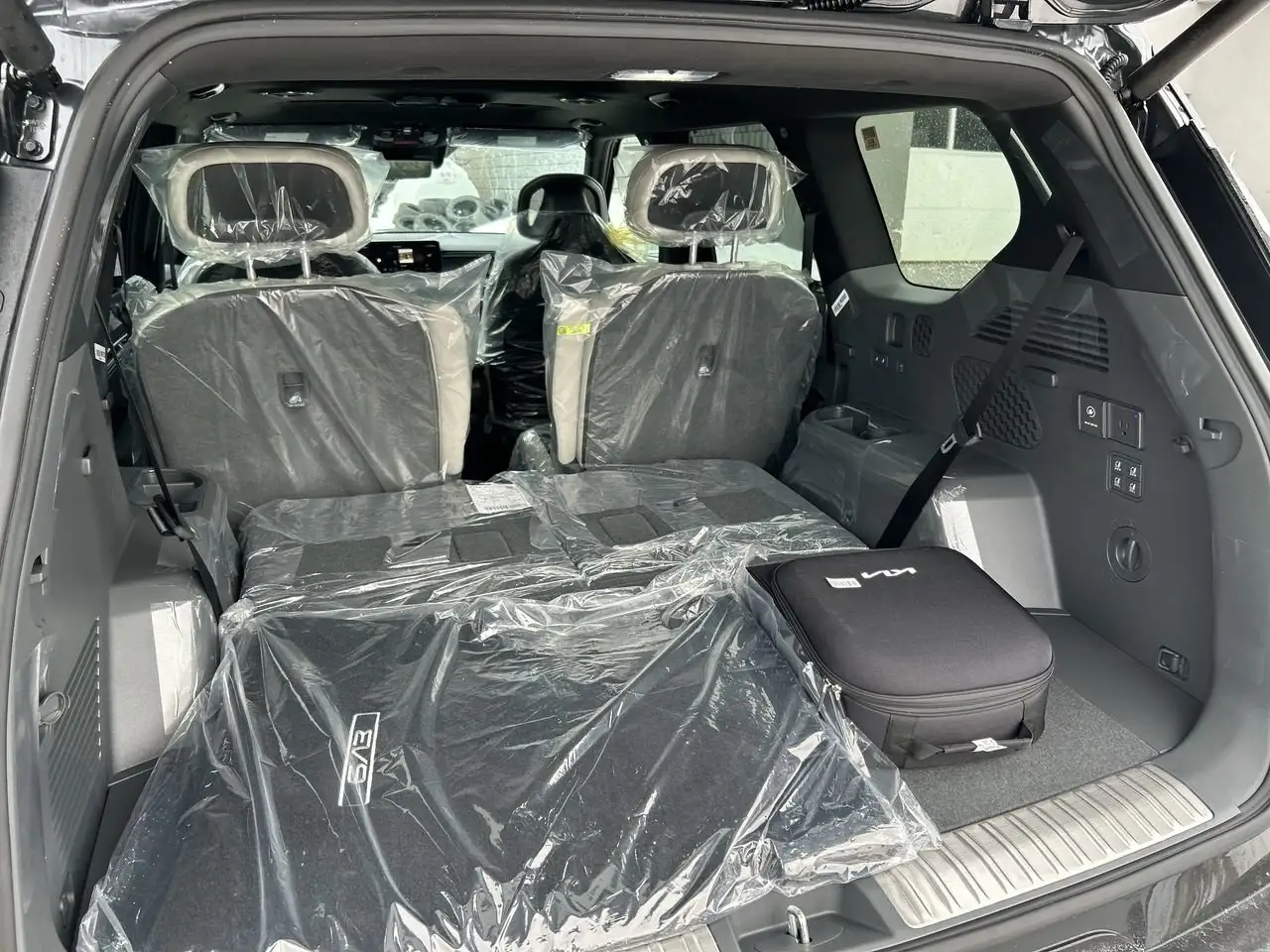 Kia EV9 снимка Kia EV9
