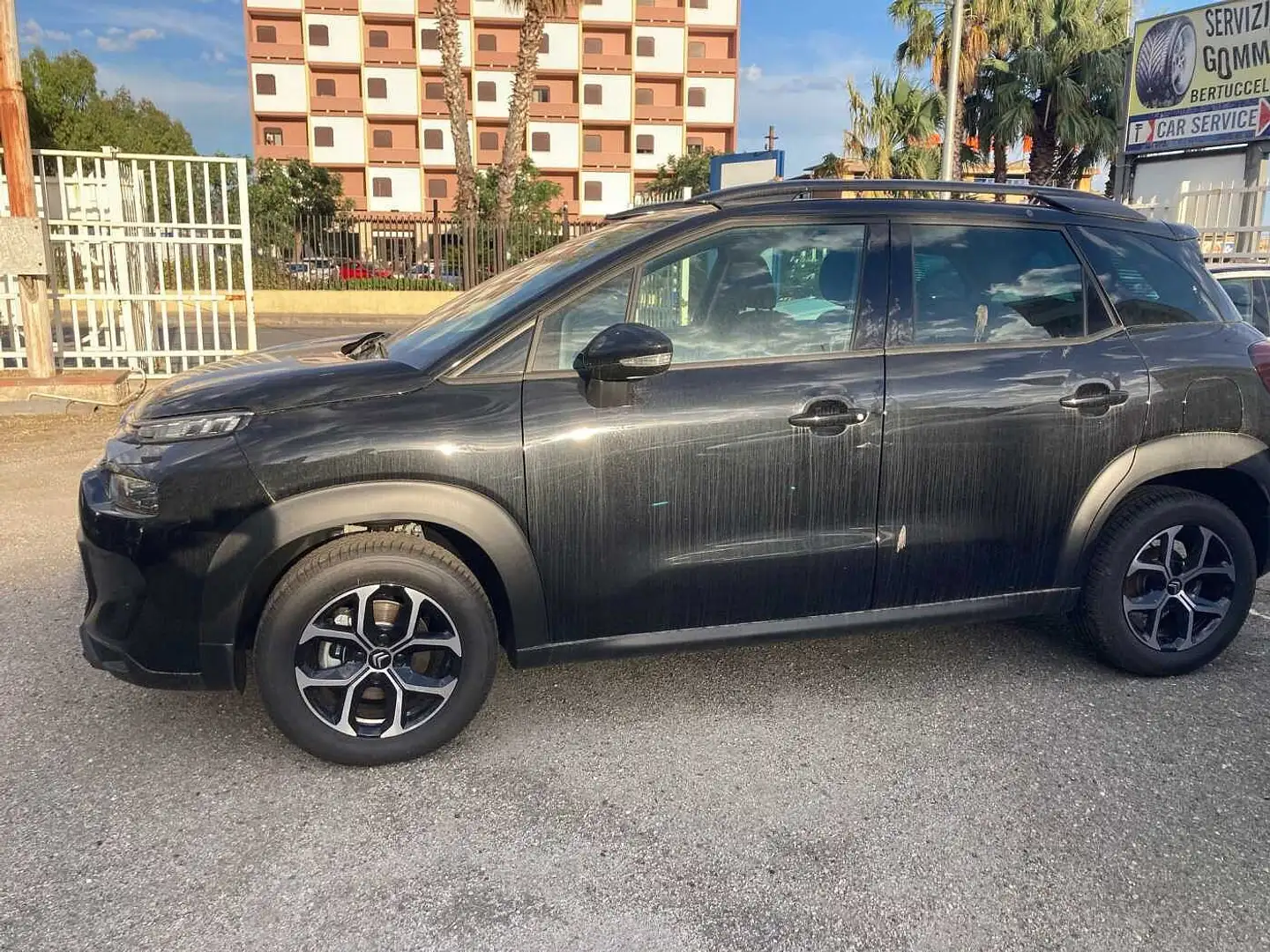Citroen C3 Aircross 1ª s. PureTech 130 S&S EAT6 PLUS Nero - 2
