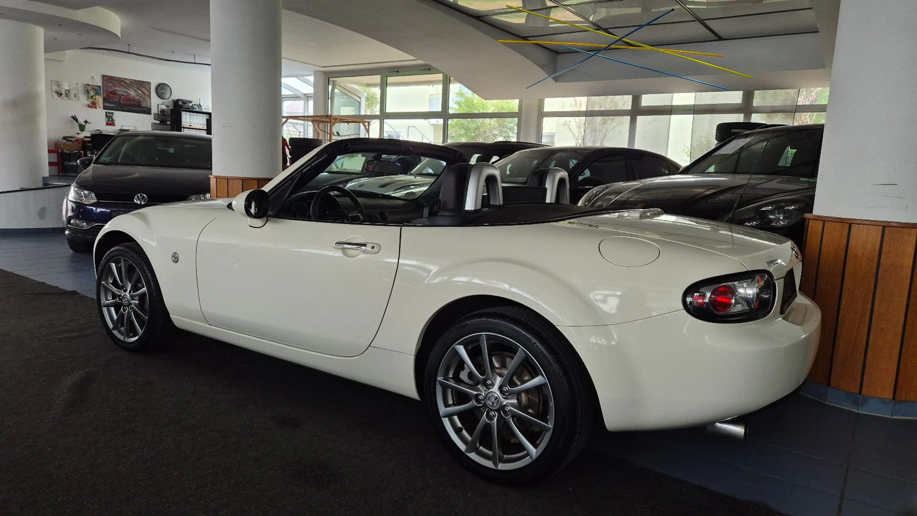 Mazda MX-5 1.8 Niseko/8xAlu/Leder/SHZ/2.Hd/Top Zustand — photo 9