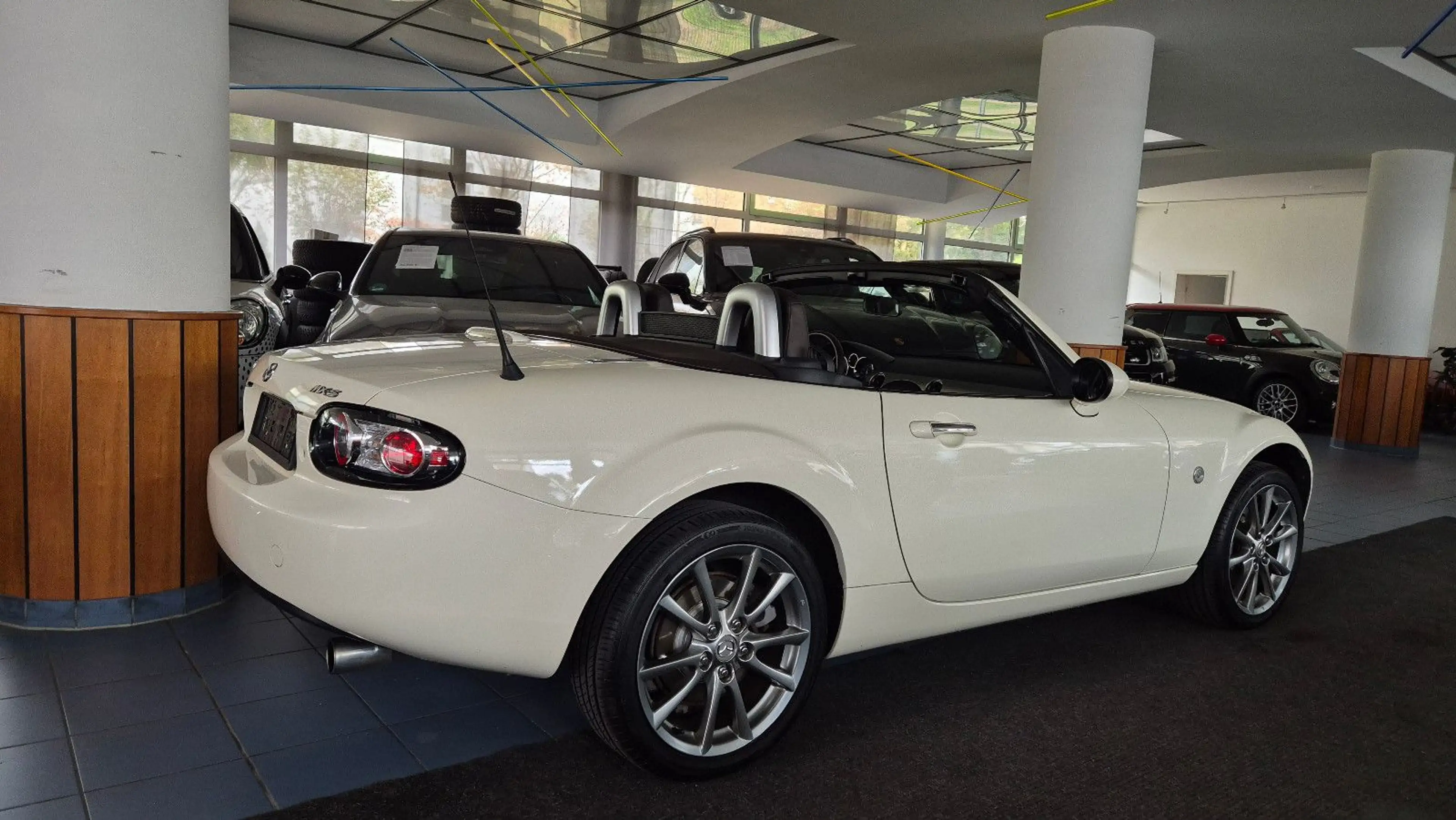 Mazda MX-5 1.8 Niseko/8xAlu/Leder/SHZ/2.Hd/Top Zustand — photo 7