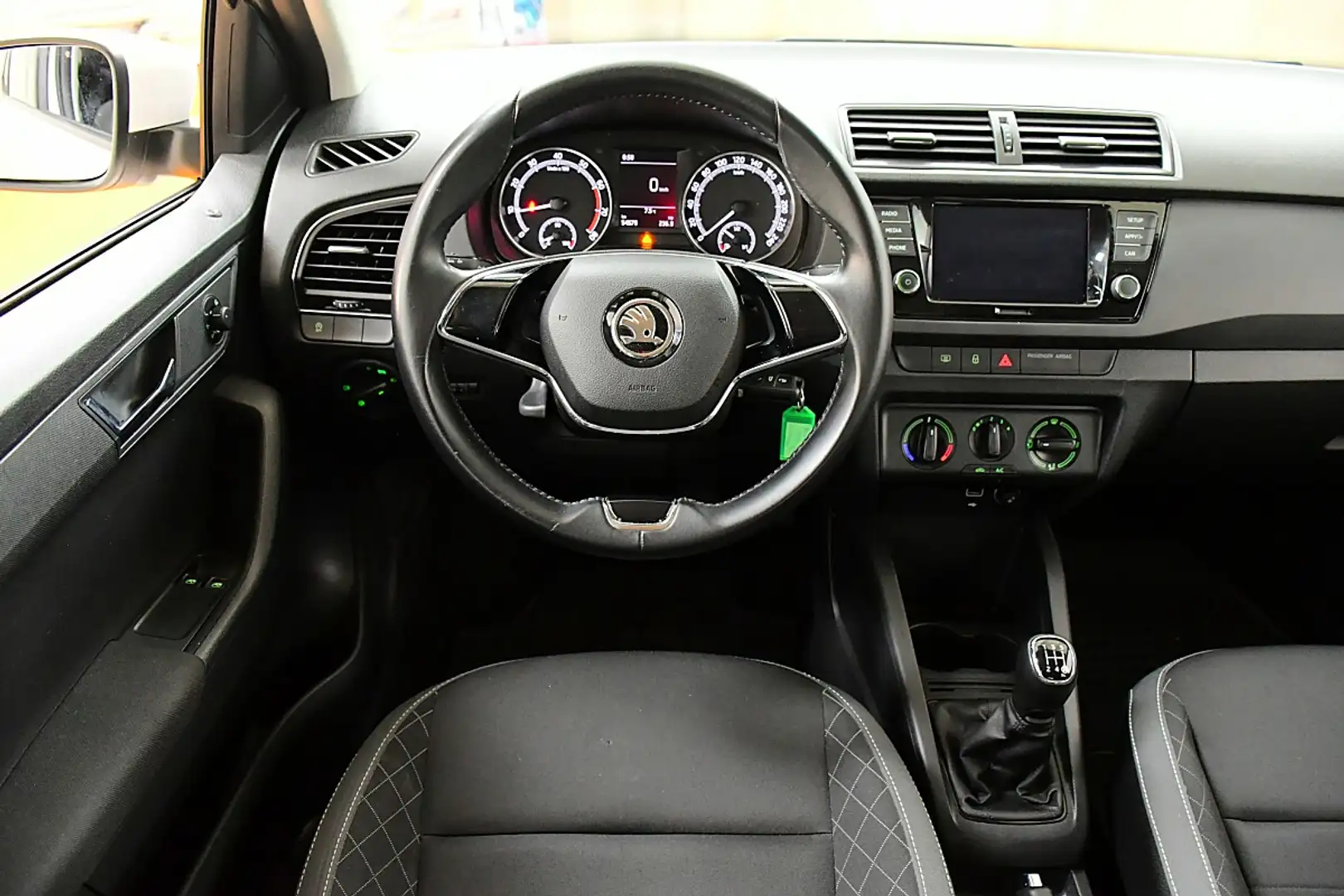 Skoda Fabia Ambition 1,0 Weiß - 2